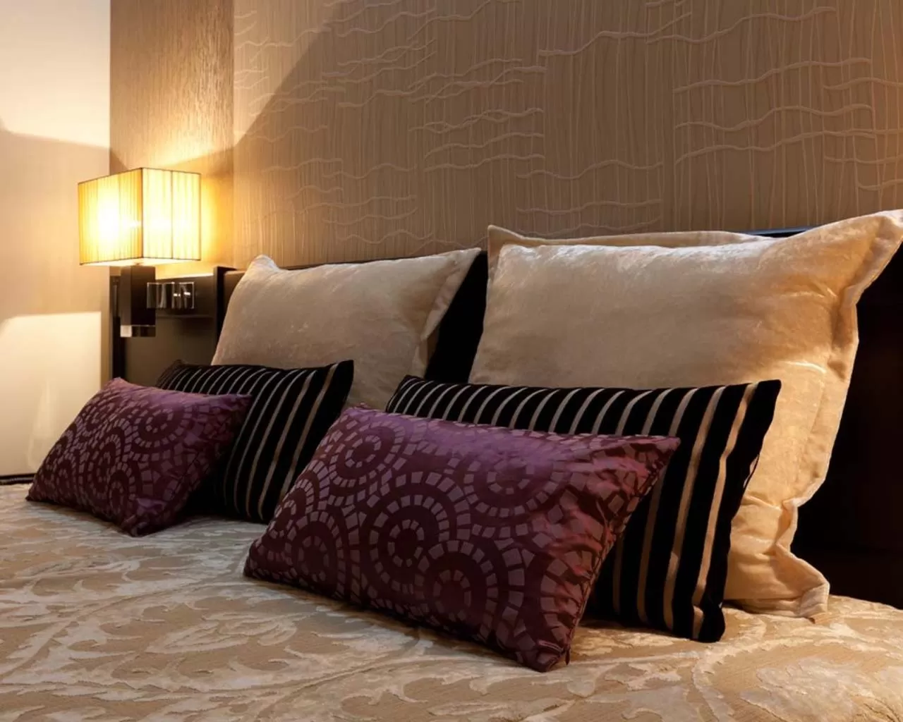 Bedroom, Bed in Cardal Hotel