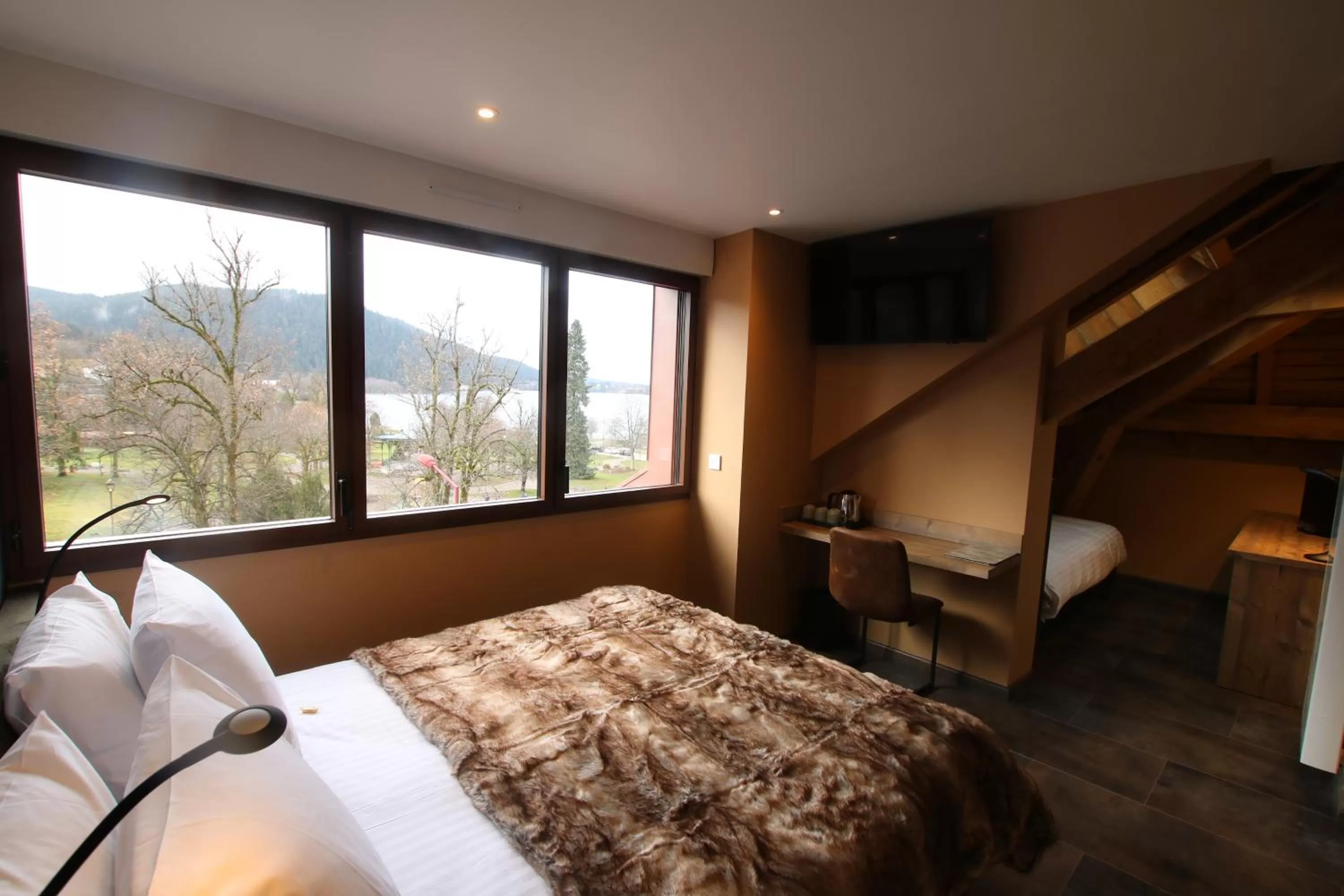 Photo of the whole room, Bed in Les Loges Du Parc