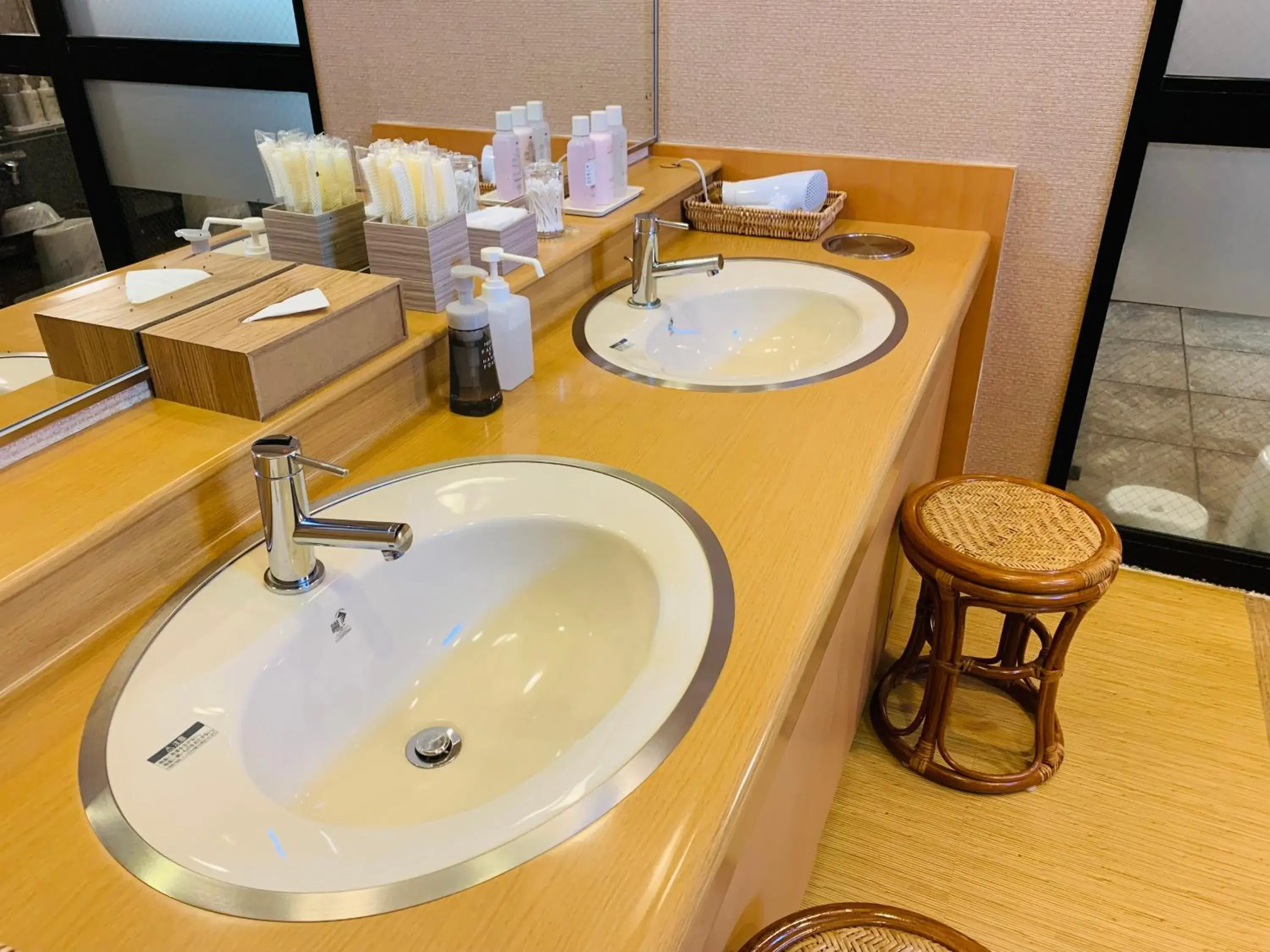 Bathroom in Hotel Route-Inn Sendaiko Kita Inter