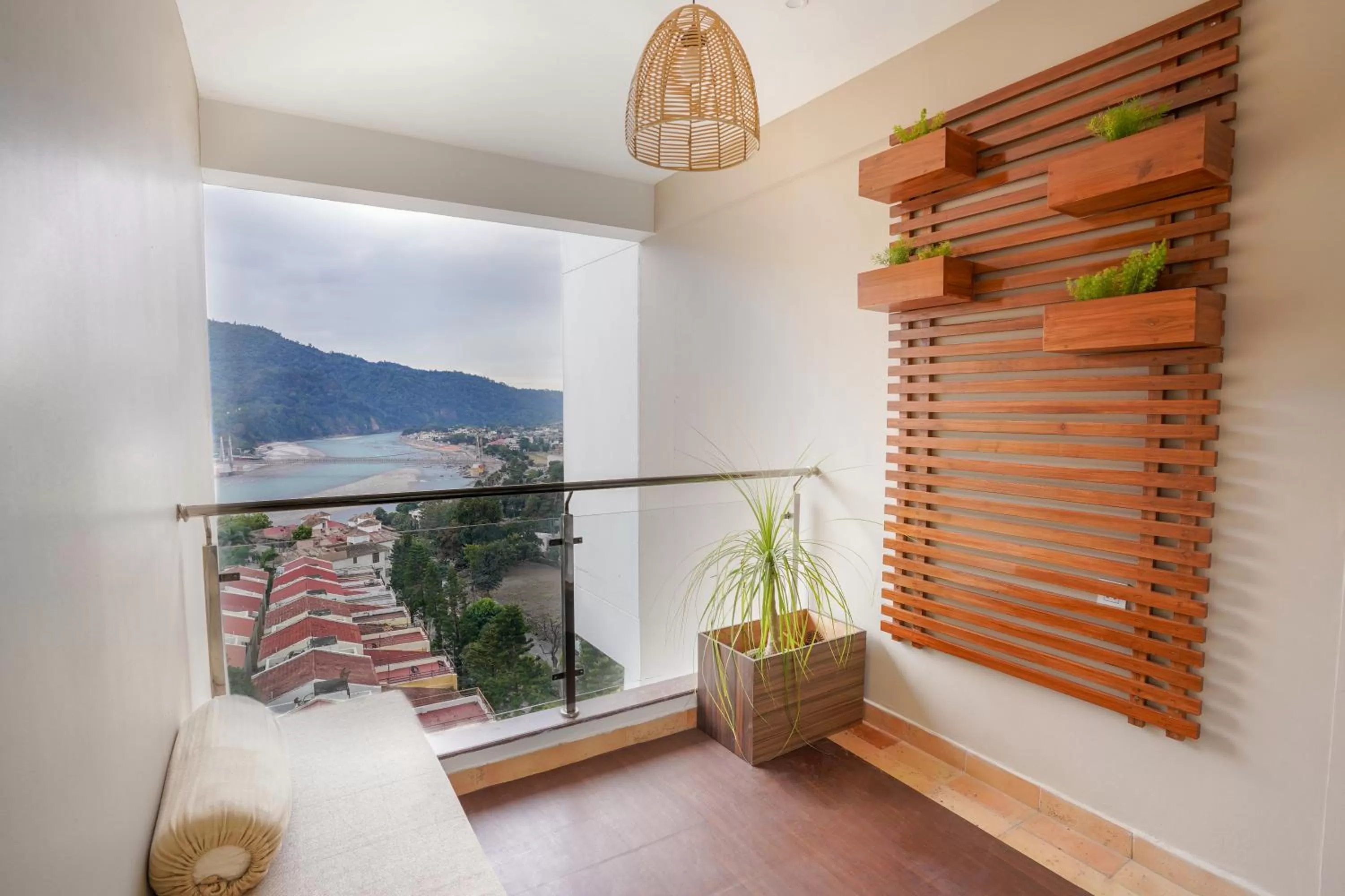 Mountain view in Golden Healing Journeys Homestay