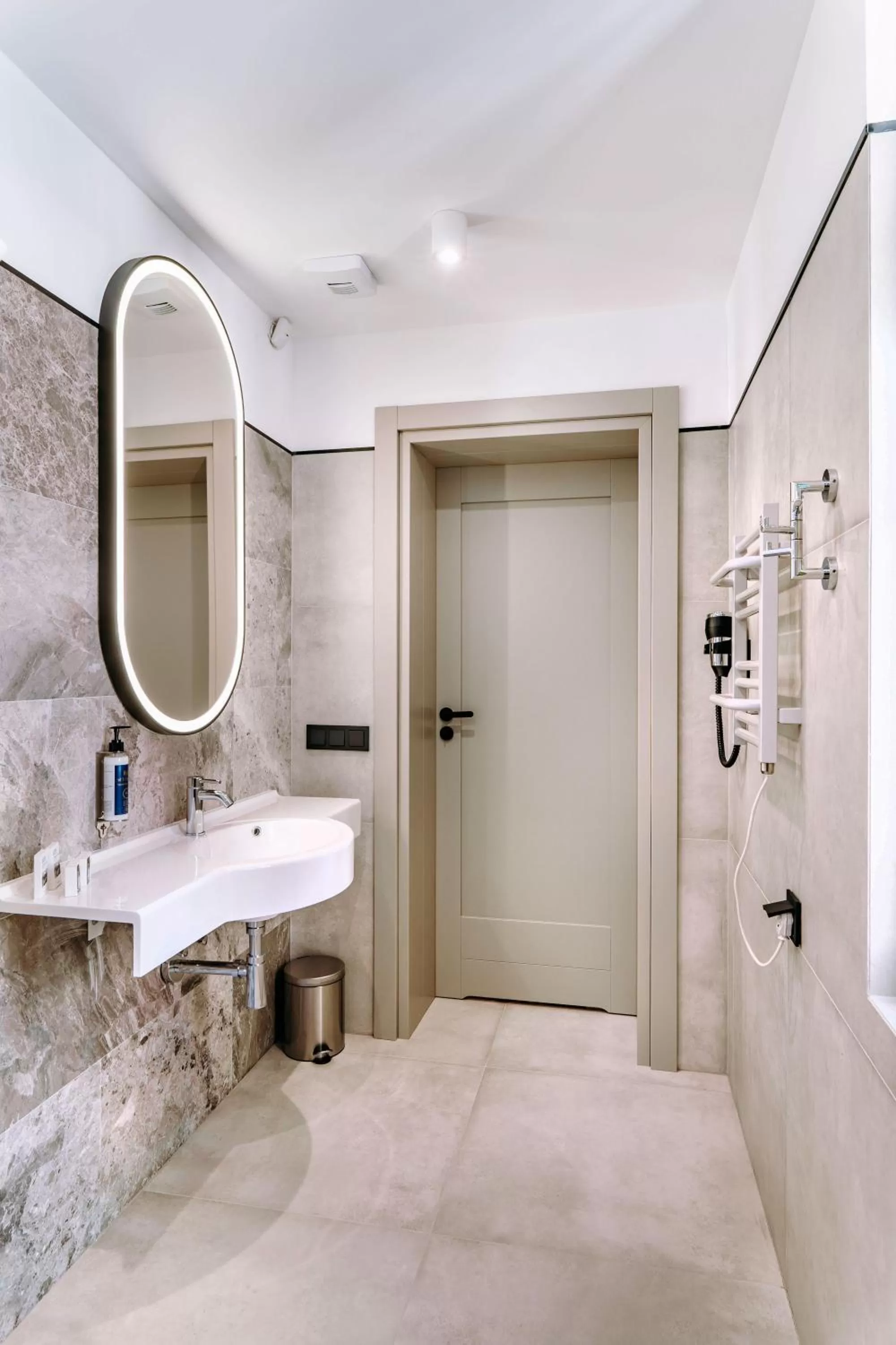 Bathroom in Hotel ETER