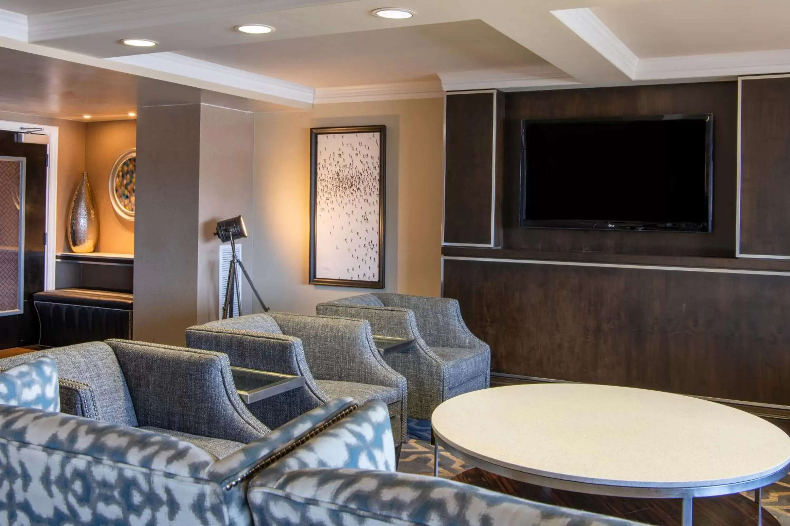 Lounge or bar, Seating Area in Sheraton Mission Valley San Diego Hotel