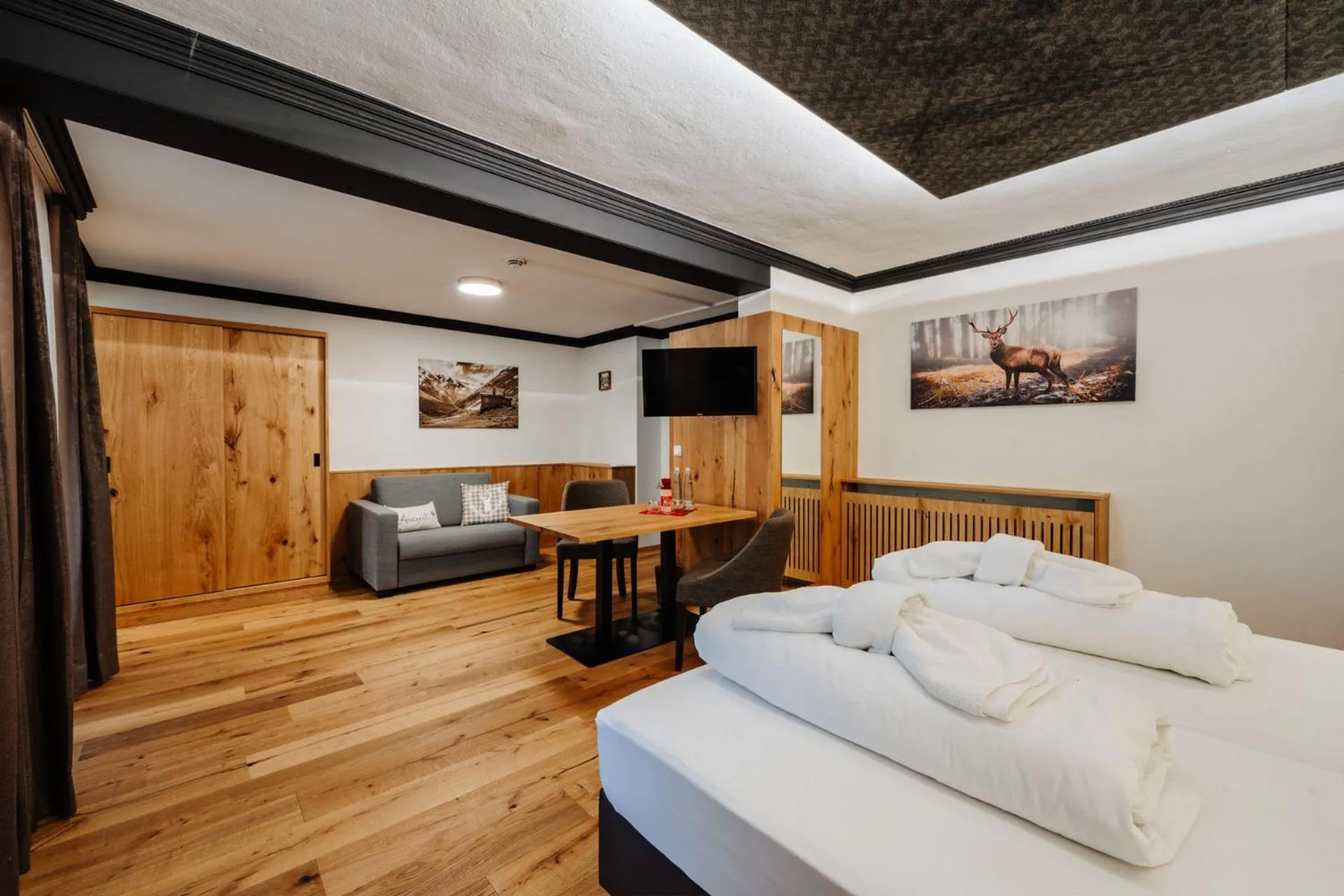 Photo of the whole room, Bed in Hotel Rupertihof