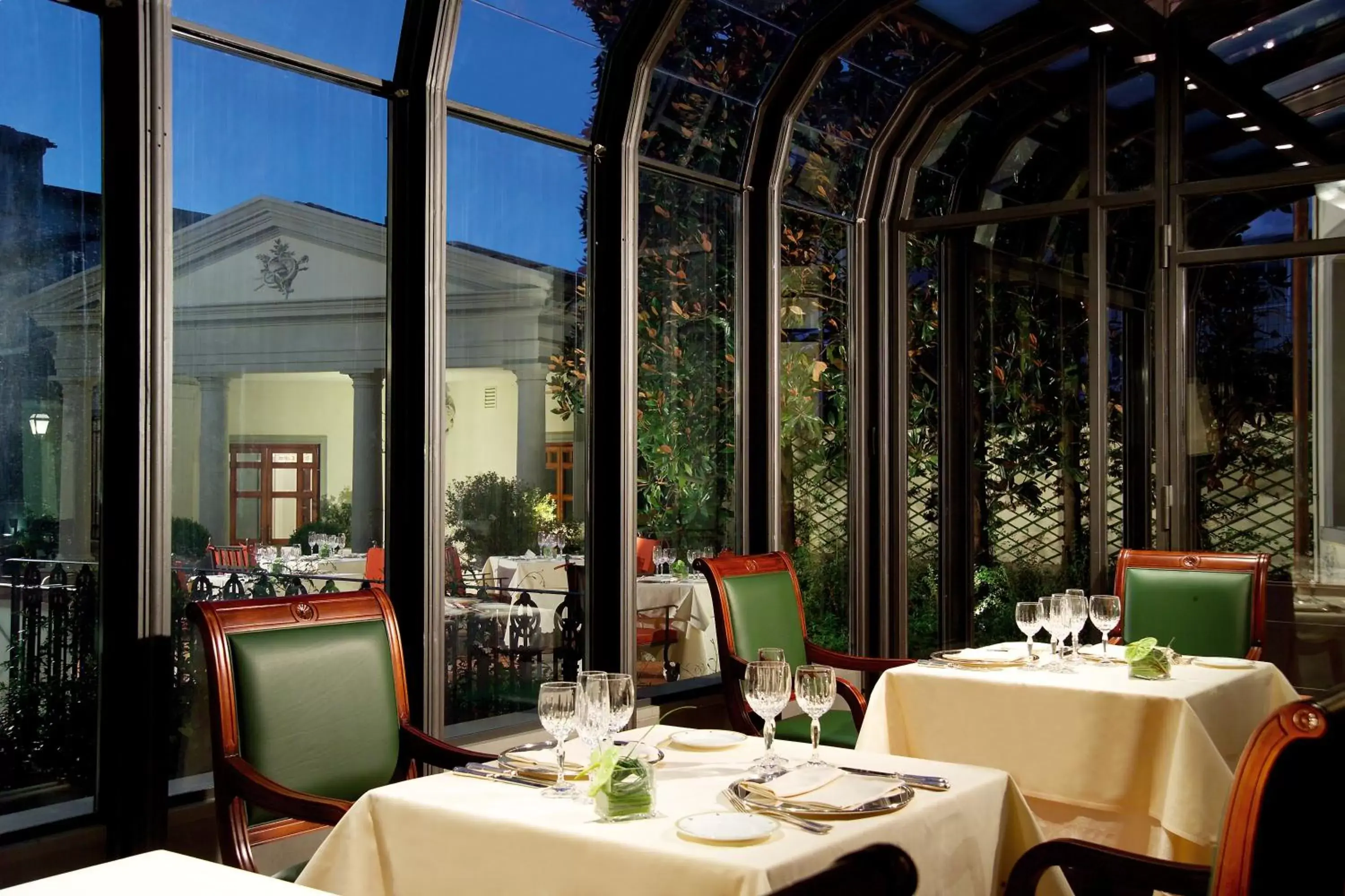Restaurant/Places to Eat in Hotel Montebello Splendid