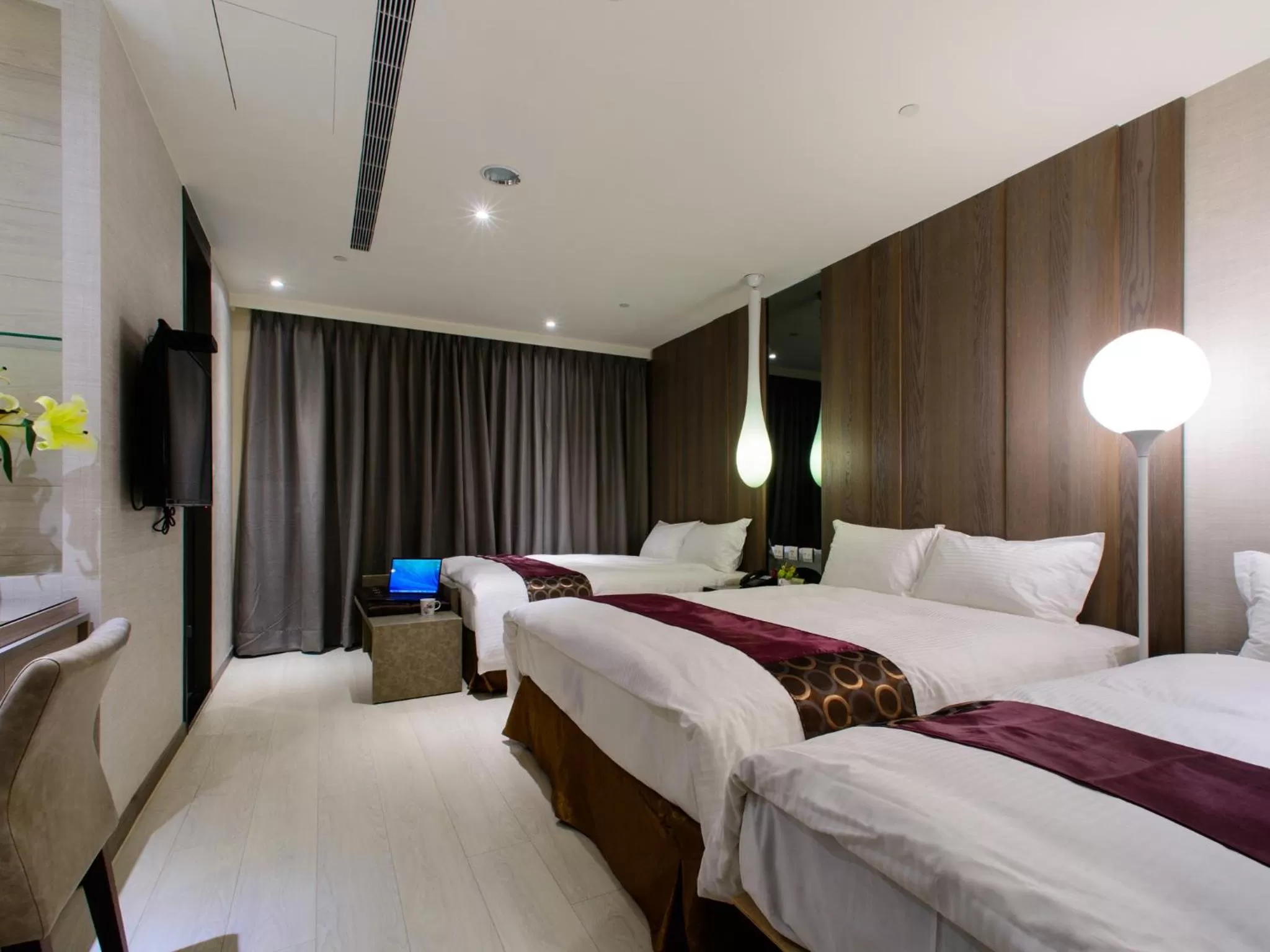 Bedroom, Bed in Stay Hotel - Taichung Zhongqing