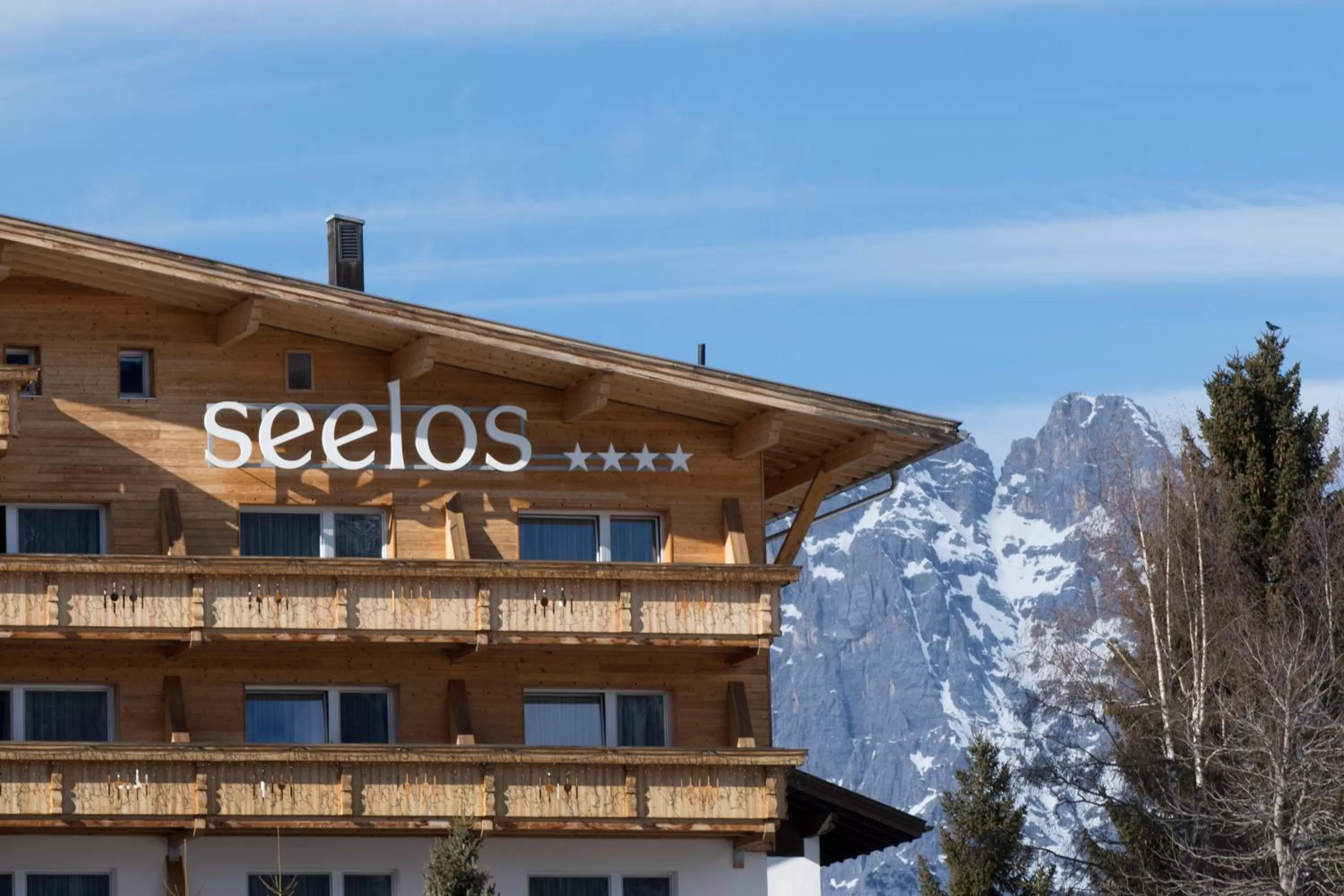 Property building in Hotel Seelos