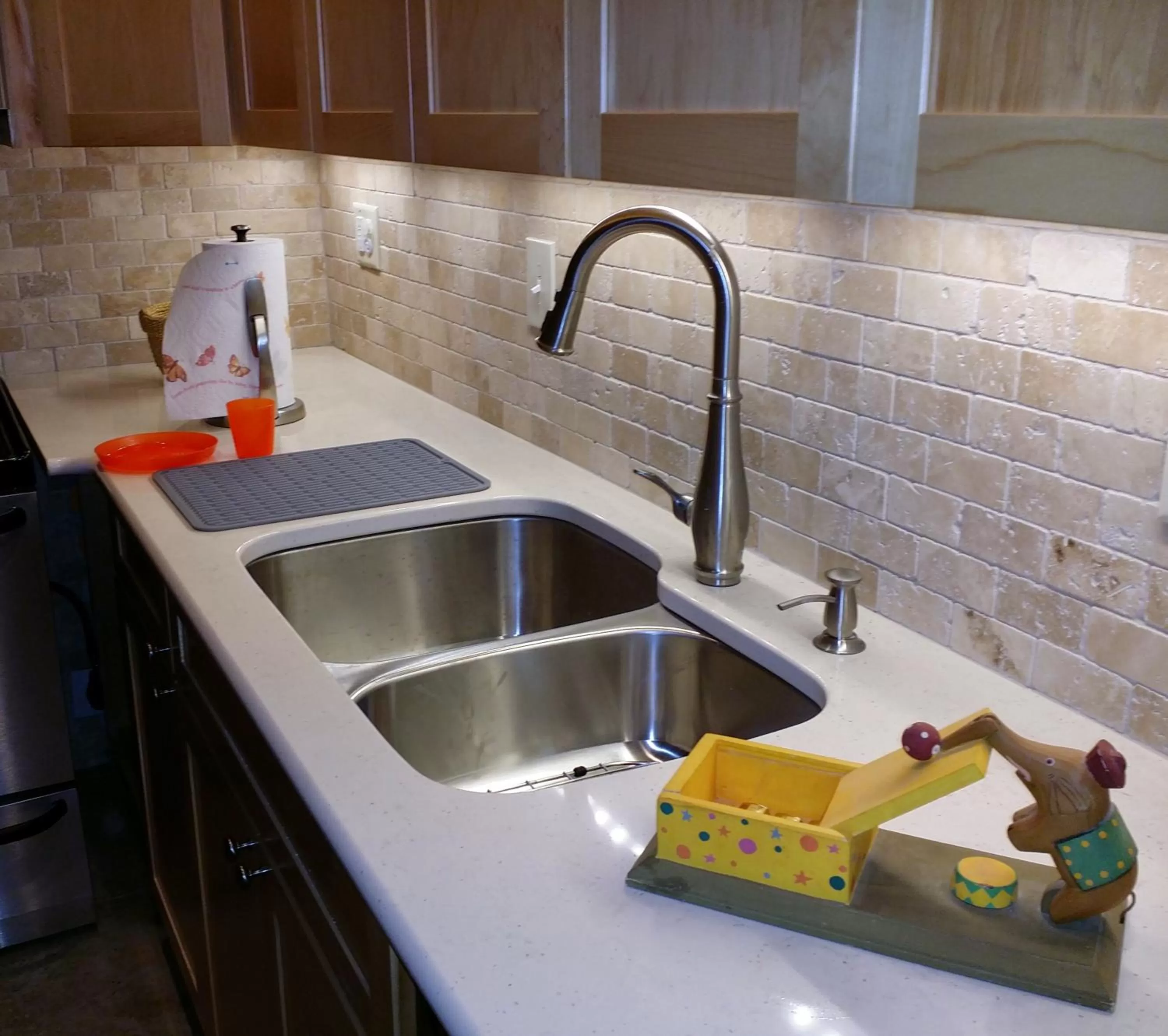 Kitchen/Kitchenette in Ann Arbor Bed and Breakfast