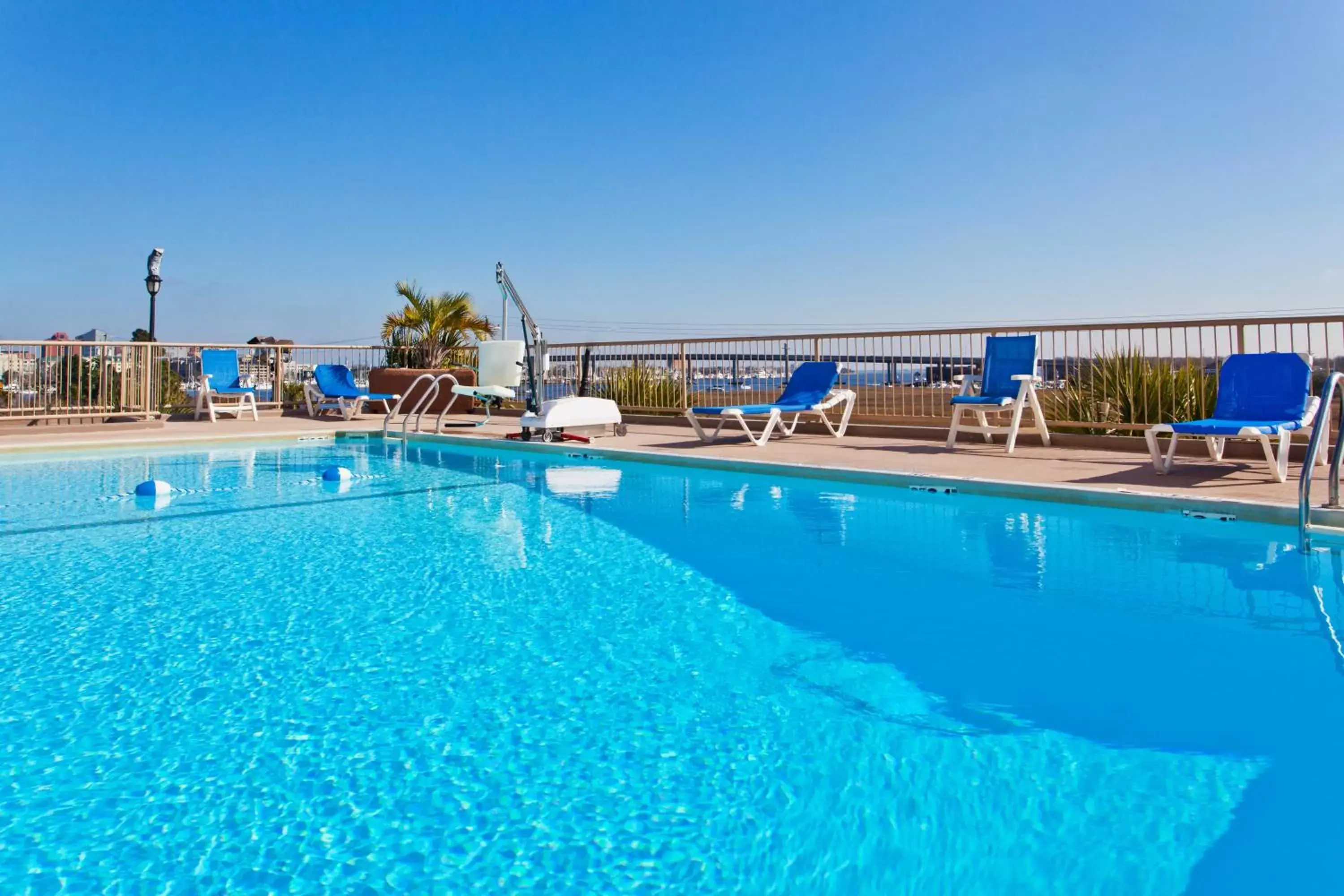 Swimming Pool in Holiday Inn Charleston-Riverview, an IHG Hotel