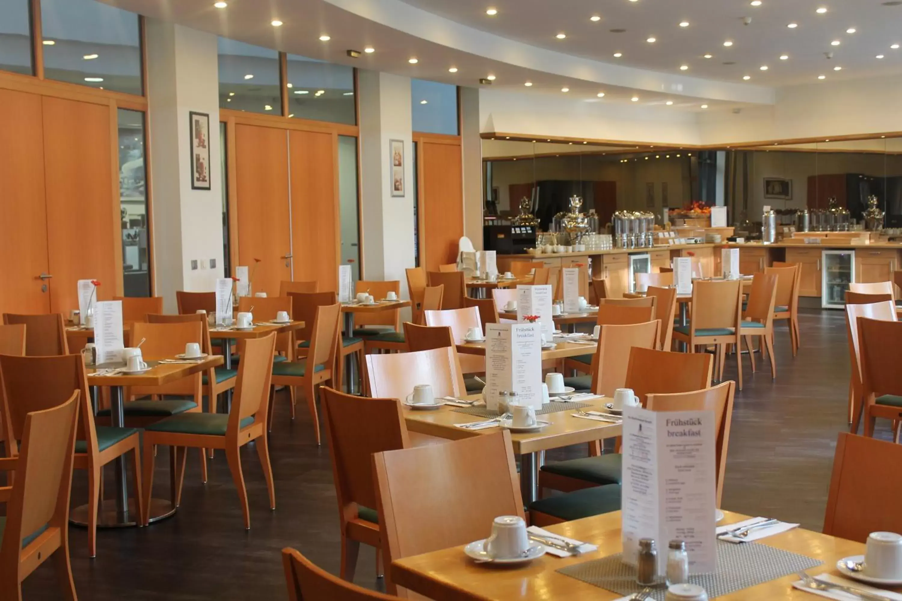 Restaurant/Places to Eat in Hotel am Borsigturm