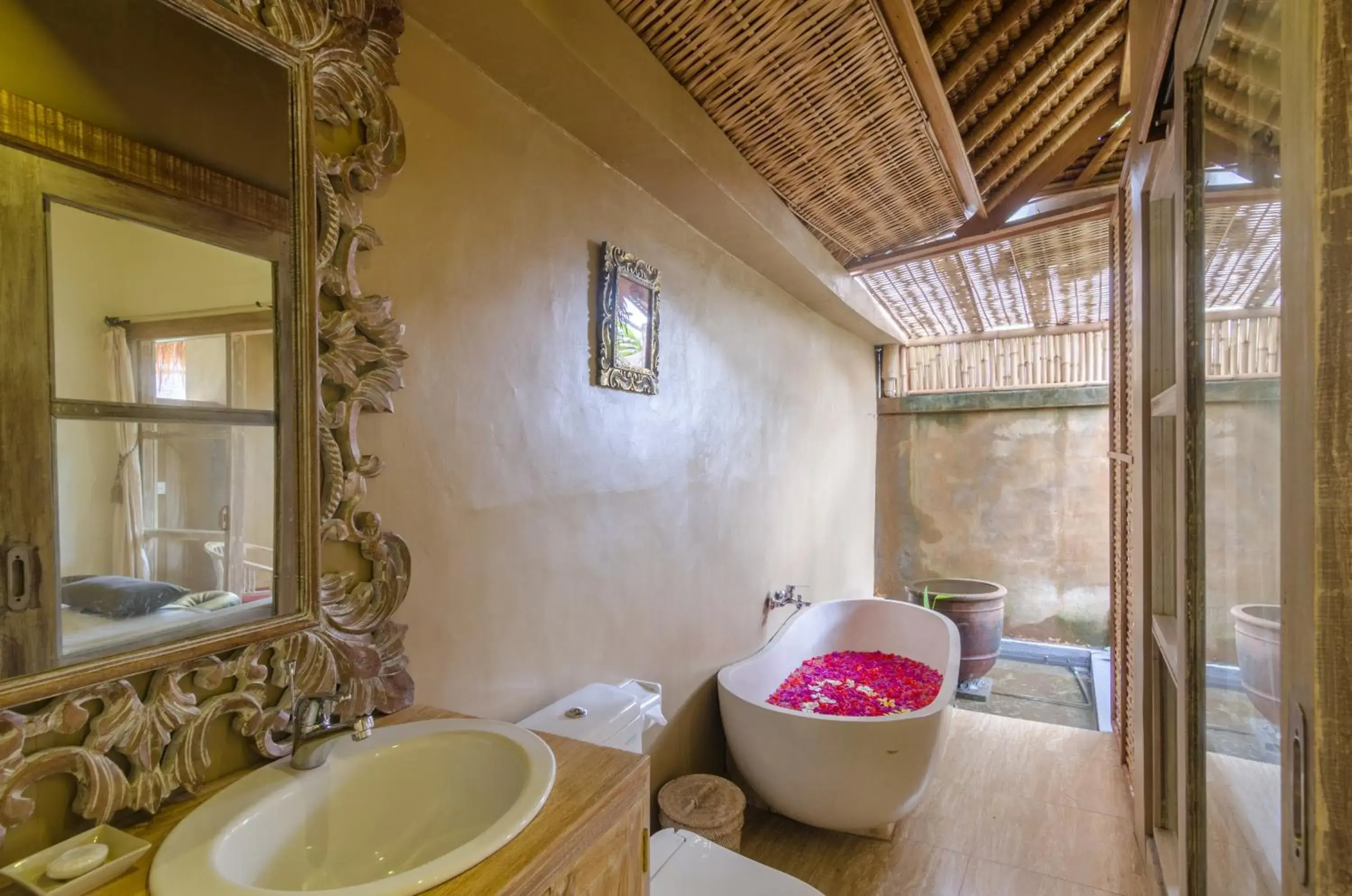 Massage, Bathroom in Chili Ubud Cottage