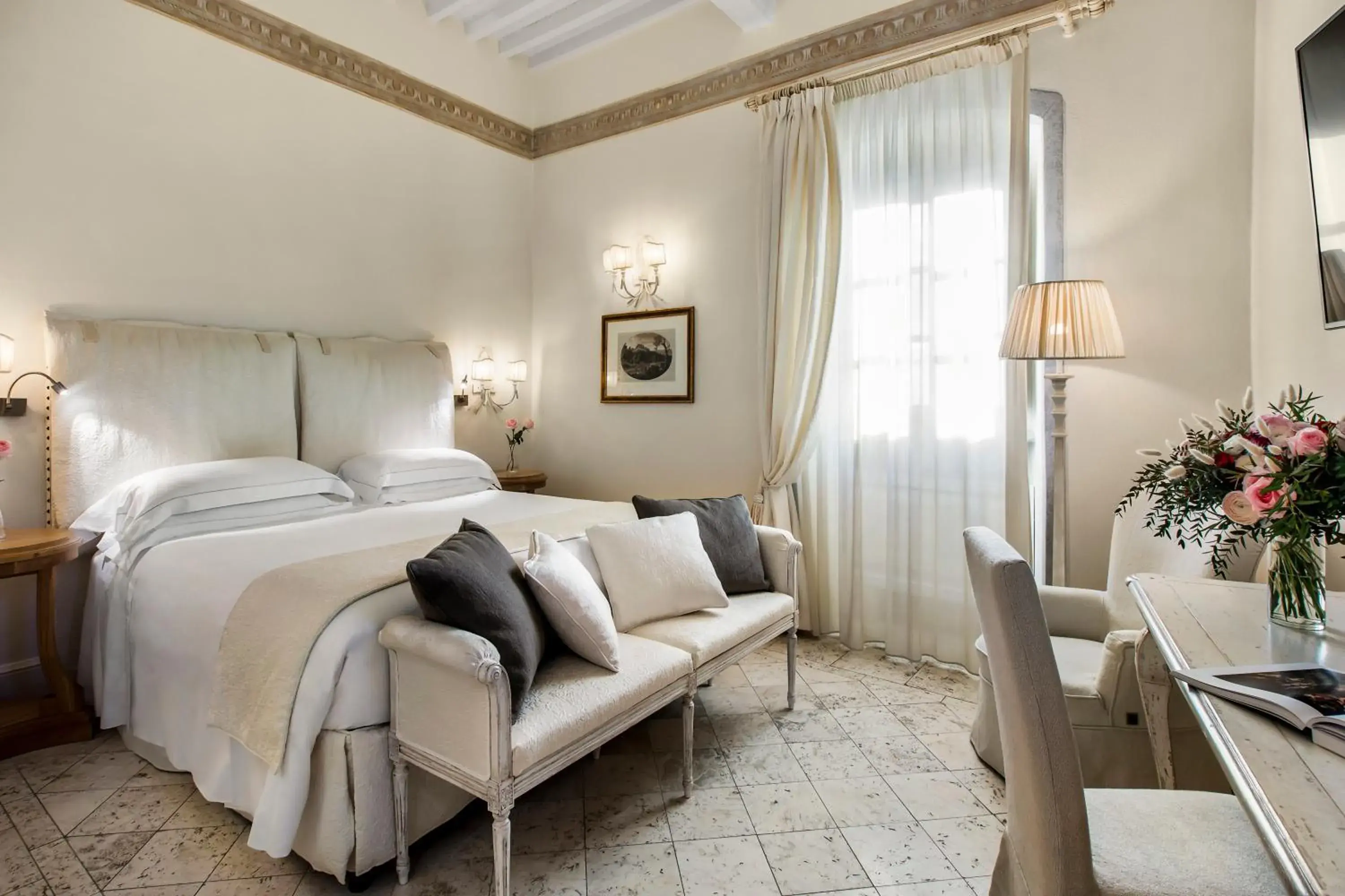 Bedroom in Monastero Di Cortona Hotel & Spa