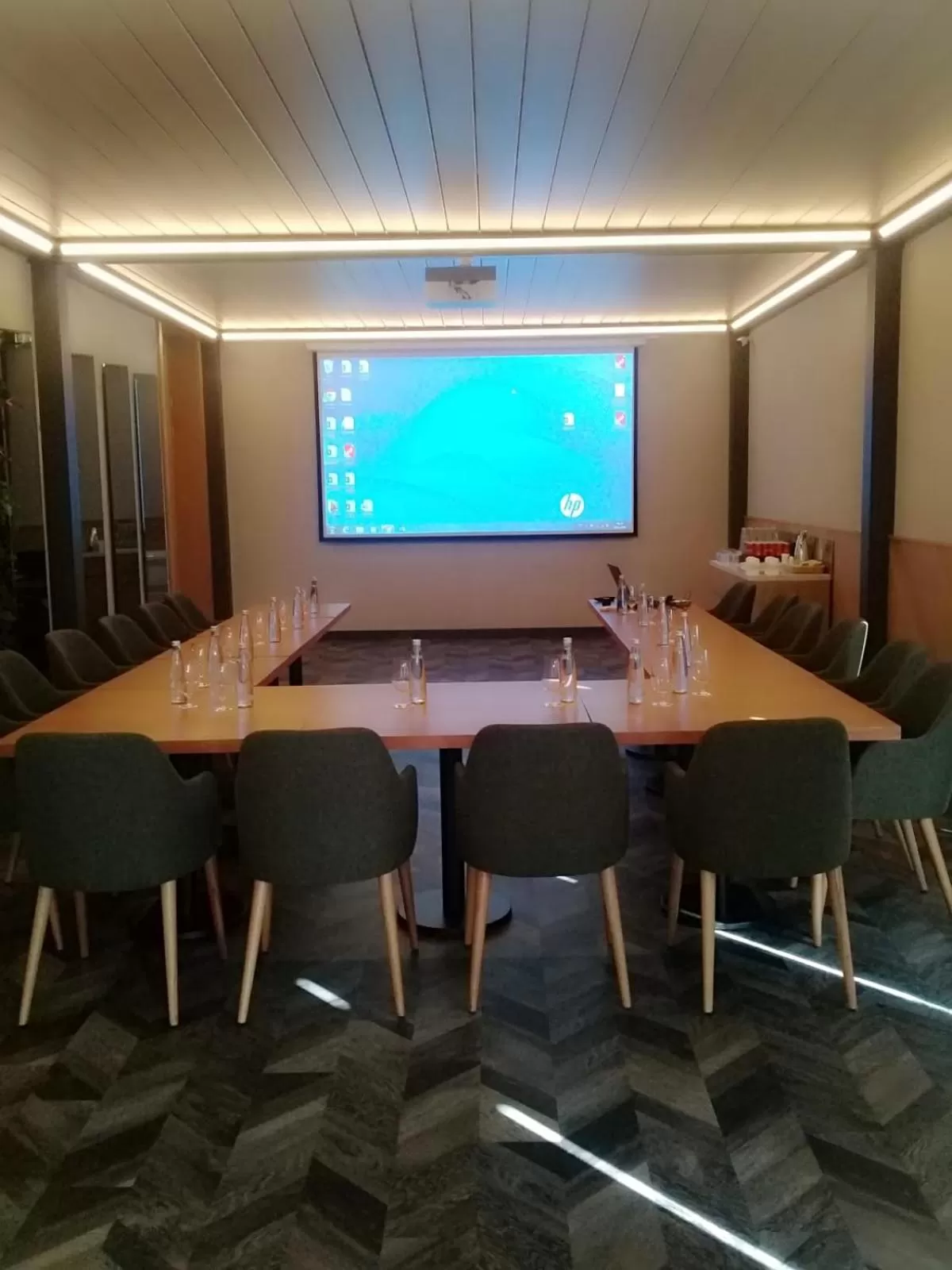 Area and facilities in Fer Hotel