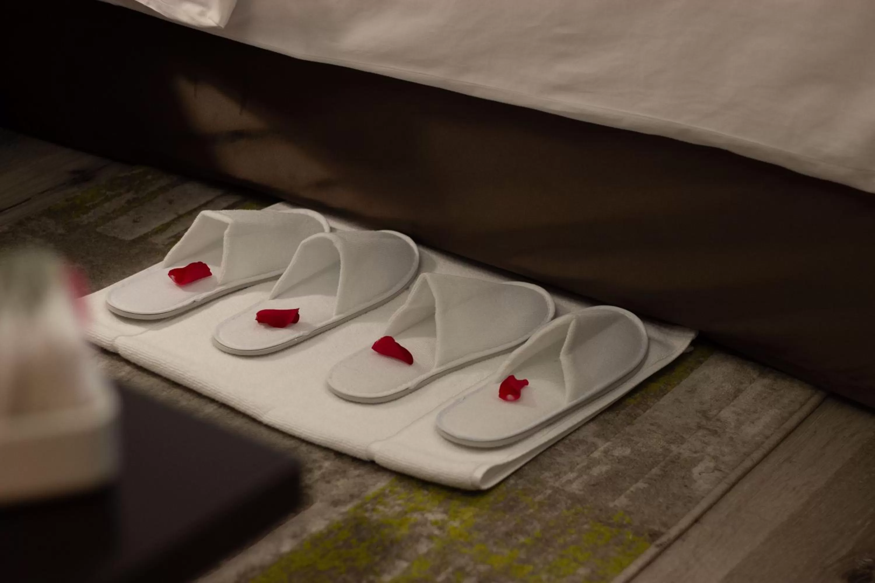 Decorative detail in Savoy Central Hotel Apartments