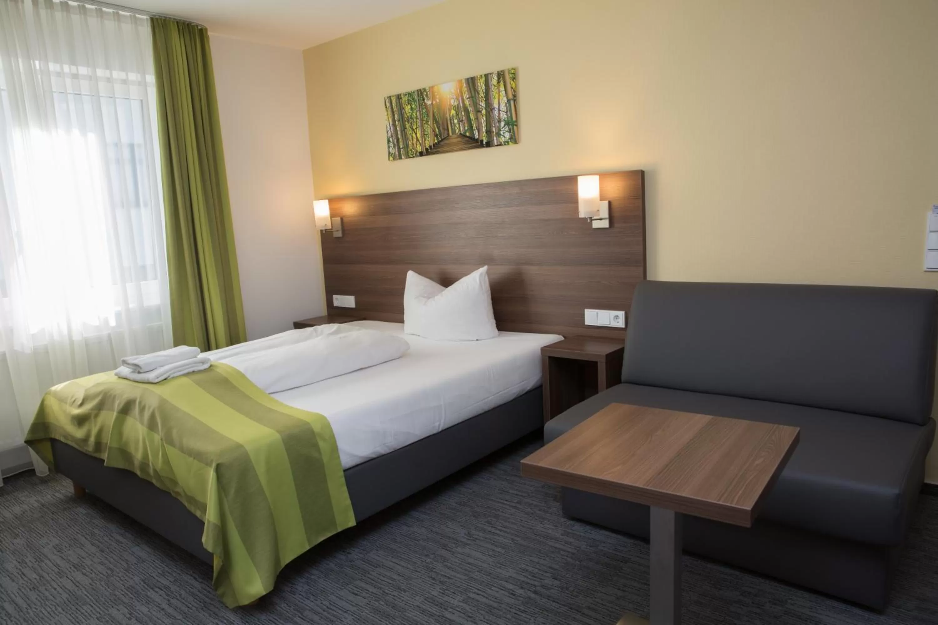 Bed in Trip Inn Goethe Conference Hotel