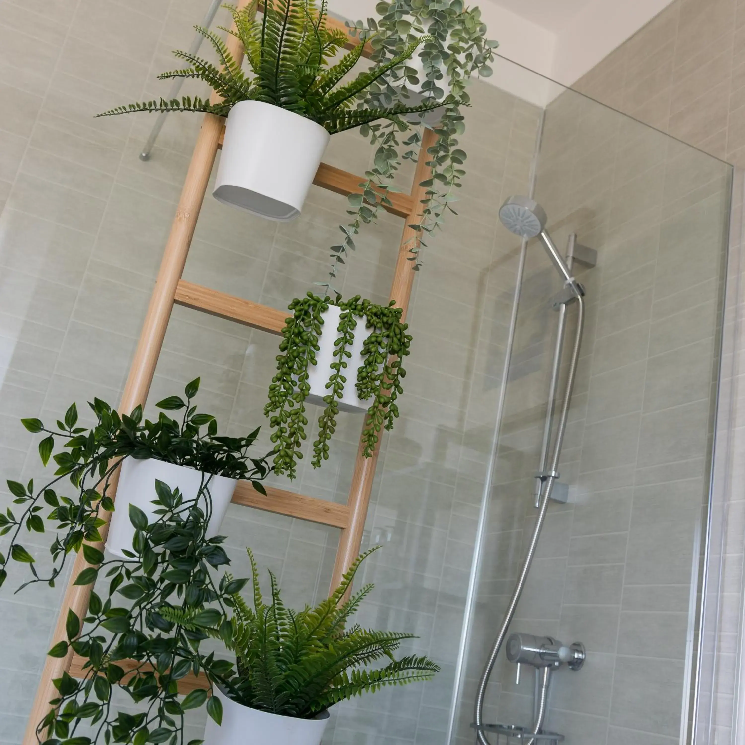 Shower, Bathroom in The Edgcumbe