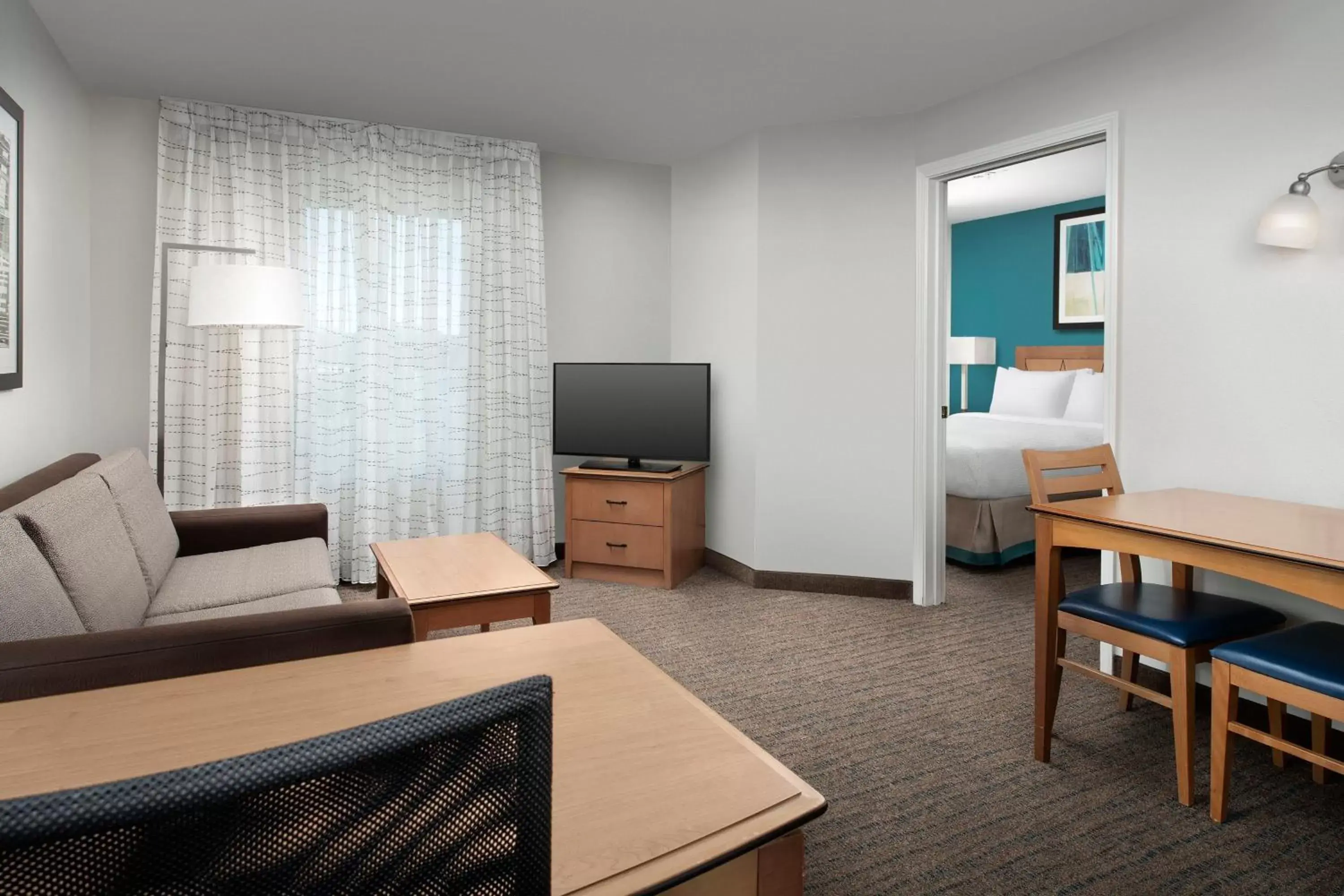 Bedroom, Seating Area in Residence Inn Chico