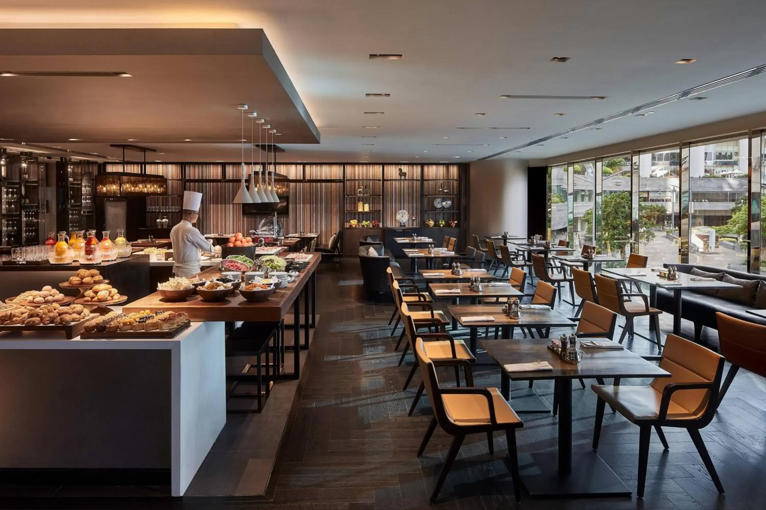 Lounge or bar, Restaurant/Places to Eat in JW Marriott Hotel Hong Kong