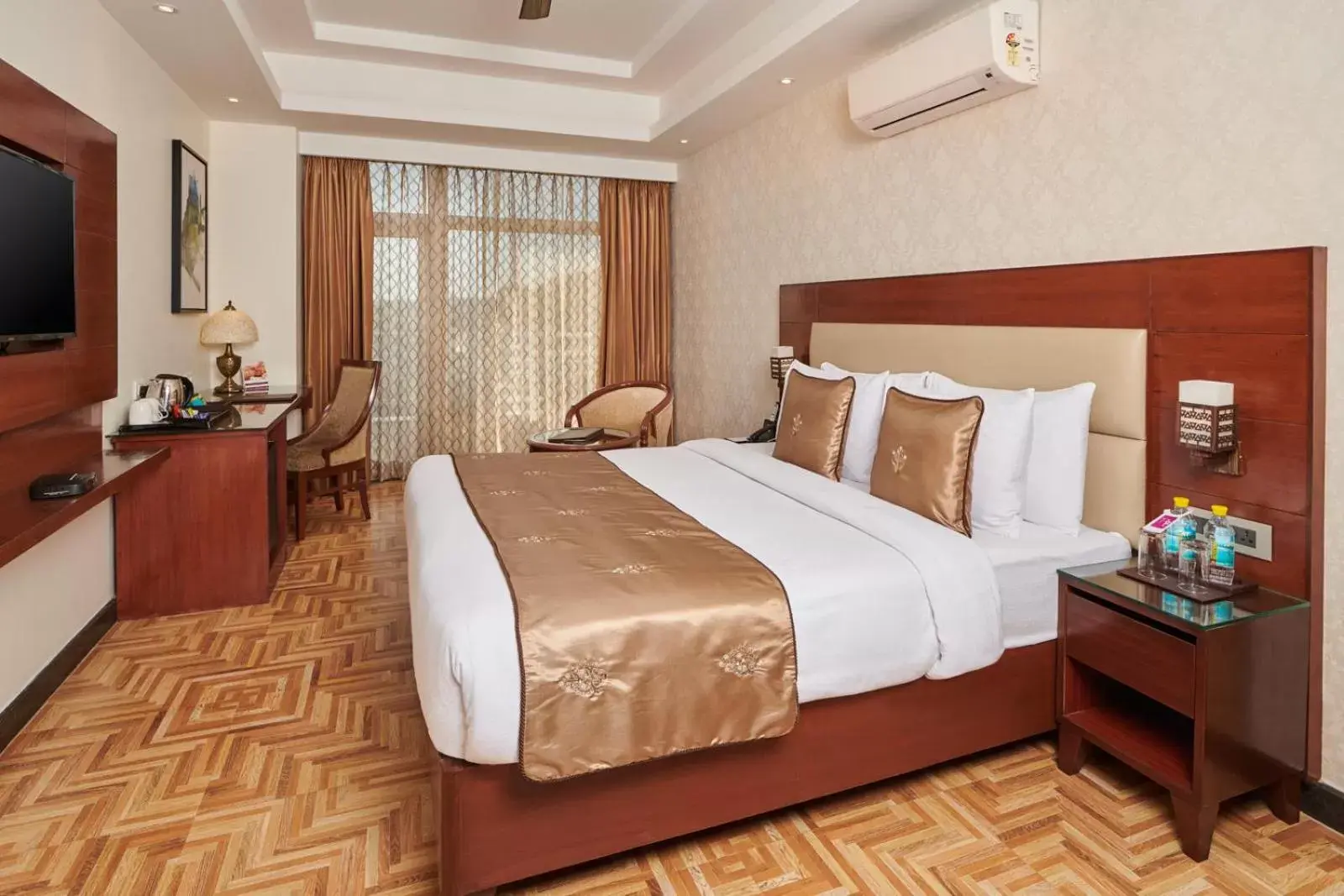 Photo of the whole room, Bed in LP Vilas Photo of the whole room, Bed in LP Vilas