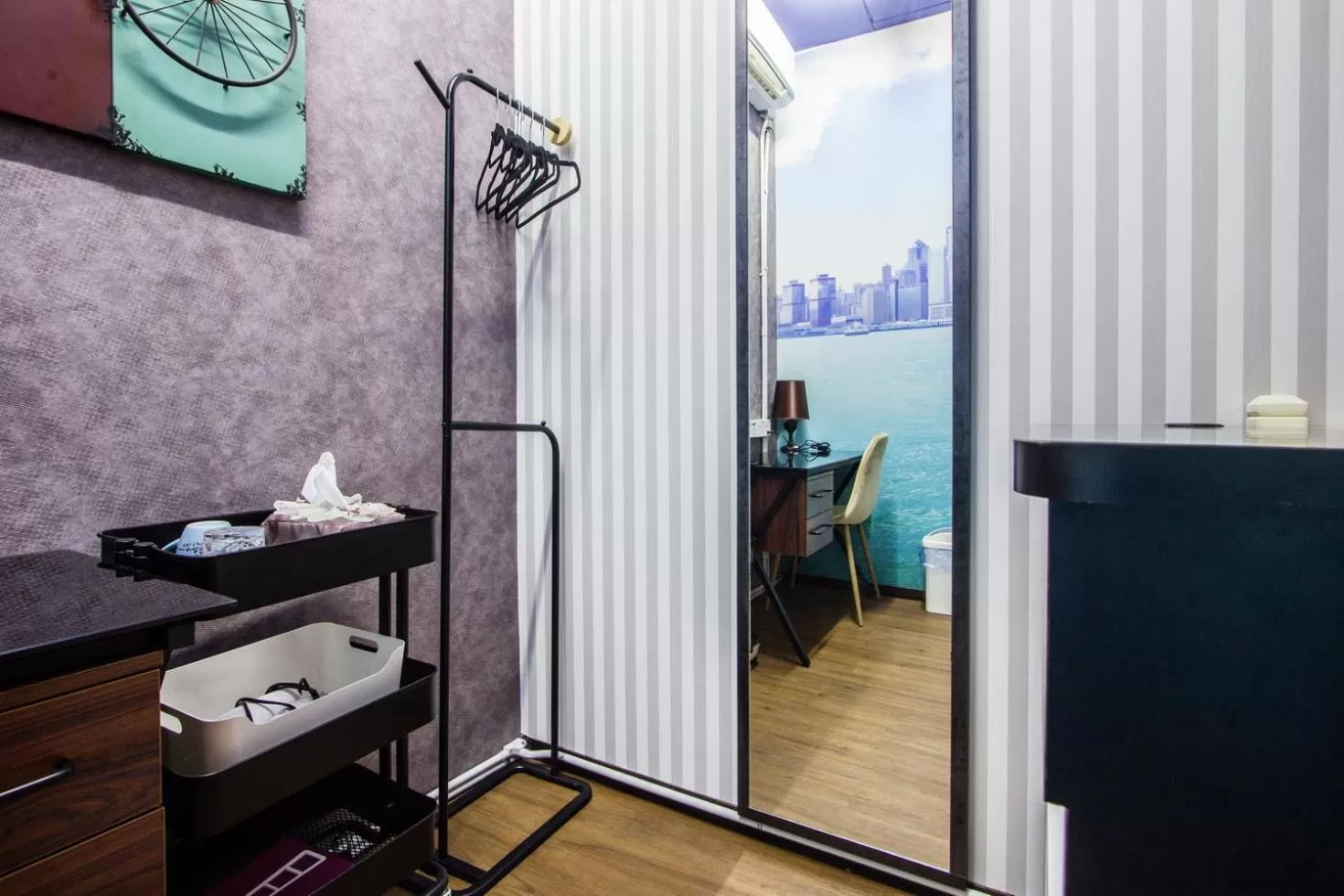 Photo of the whole room in USM Designer Dwell