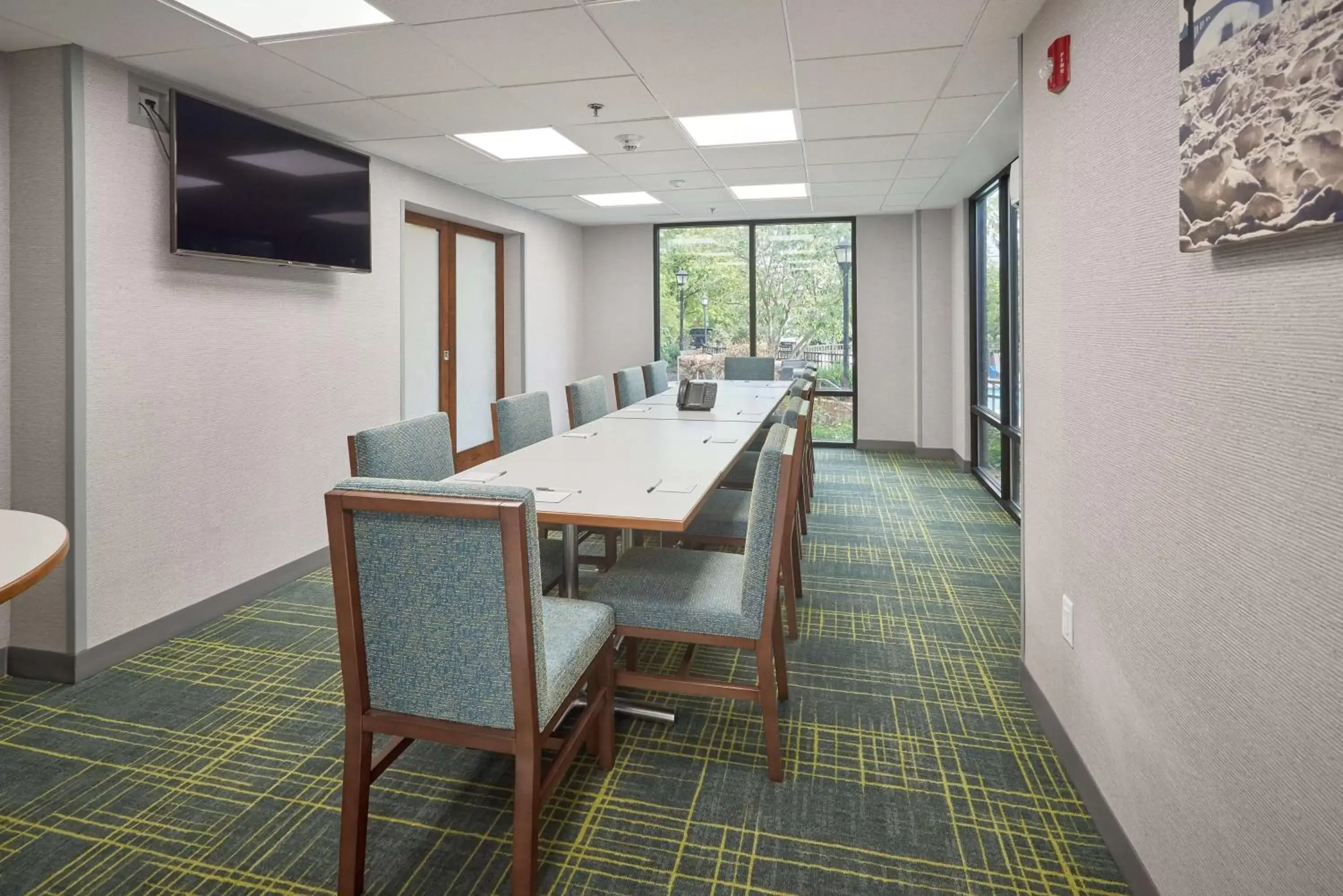 Meeting/conference room in Hampton Inn by Hilton Harrisburg West