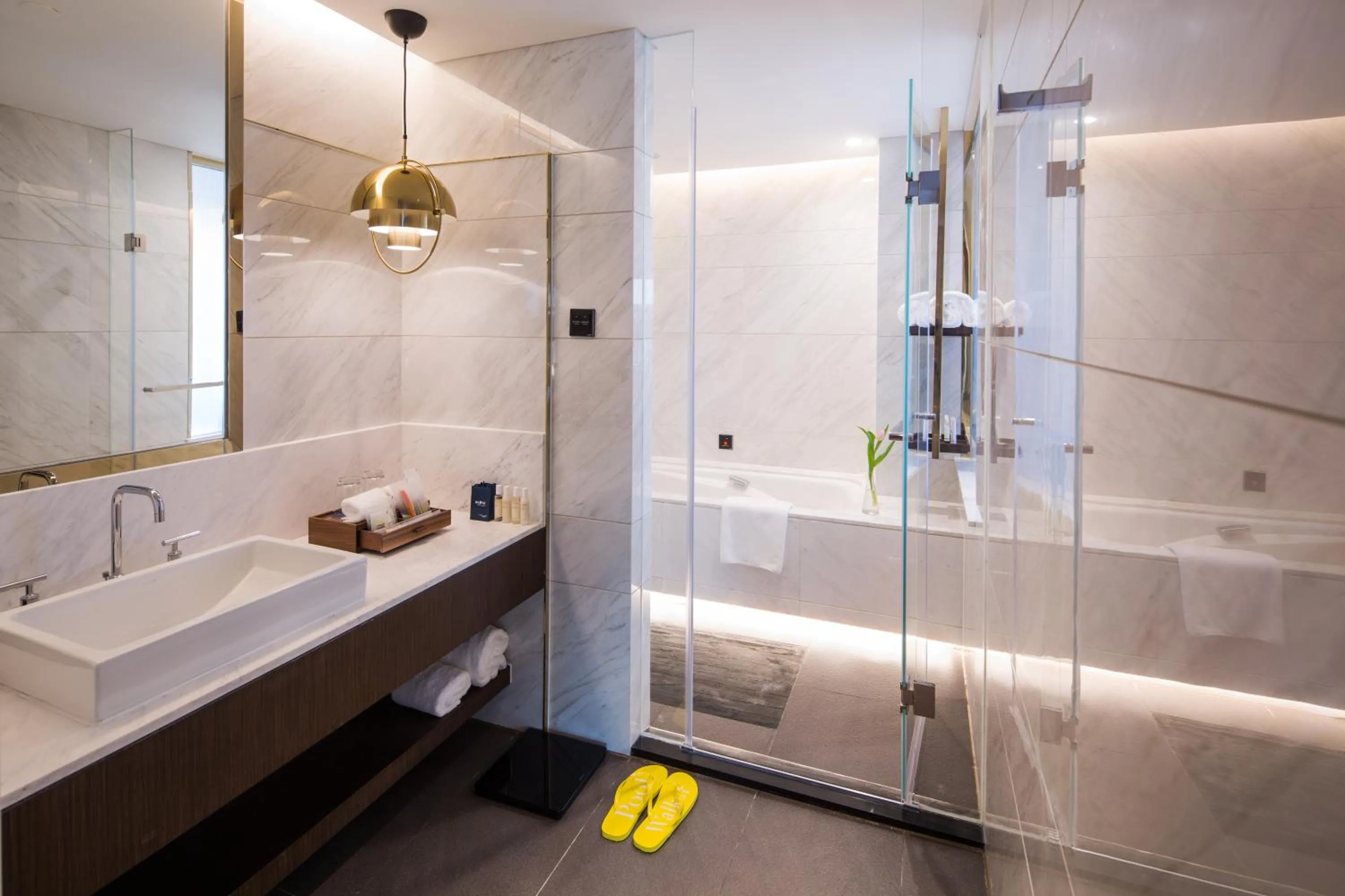 Golden Tulip Shanghai Hongqiao- A Louvre Hotel