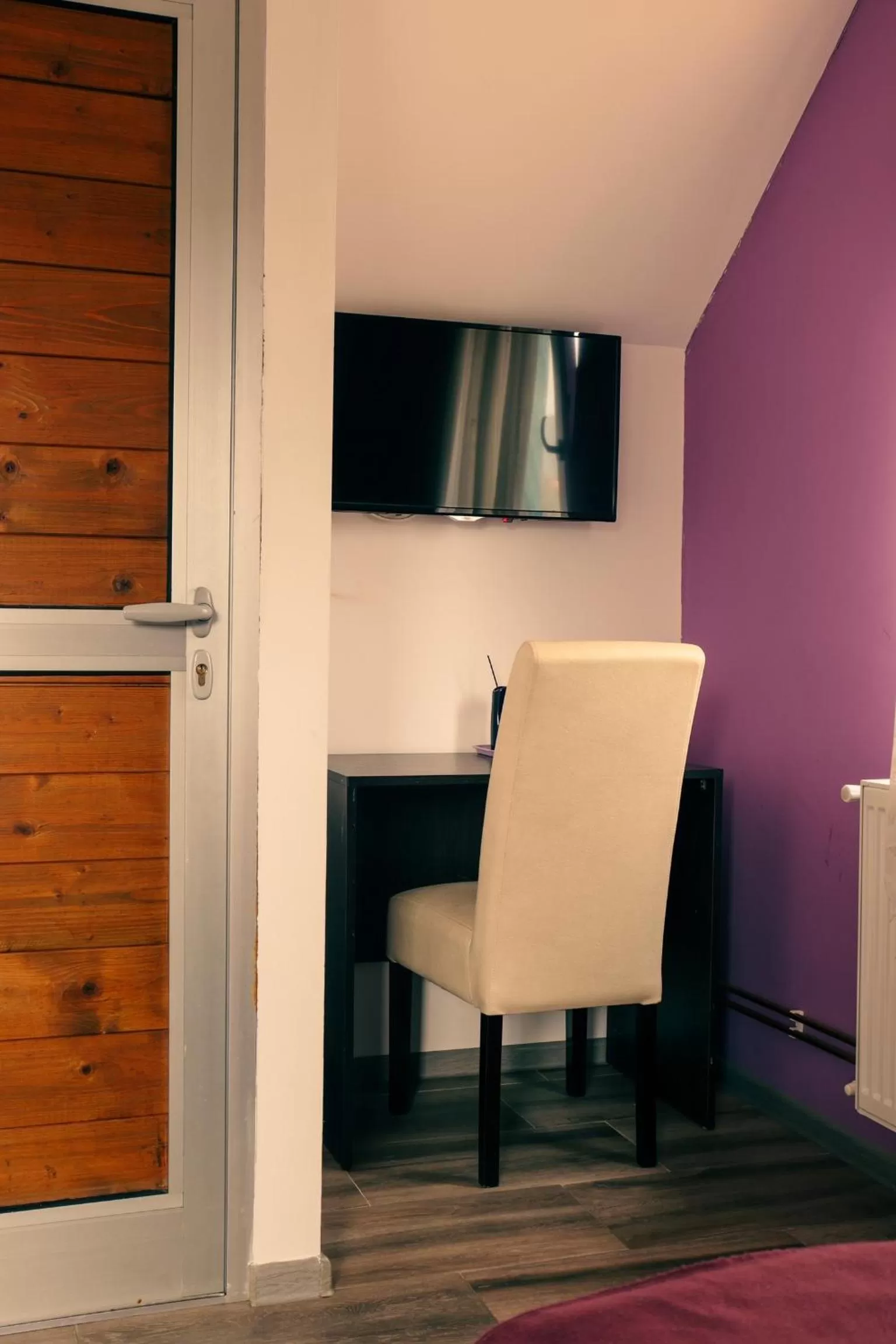 Communal lounge/ TV room in Restoran & Motel Manjež