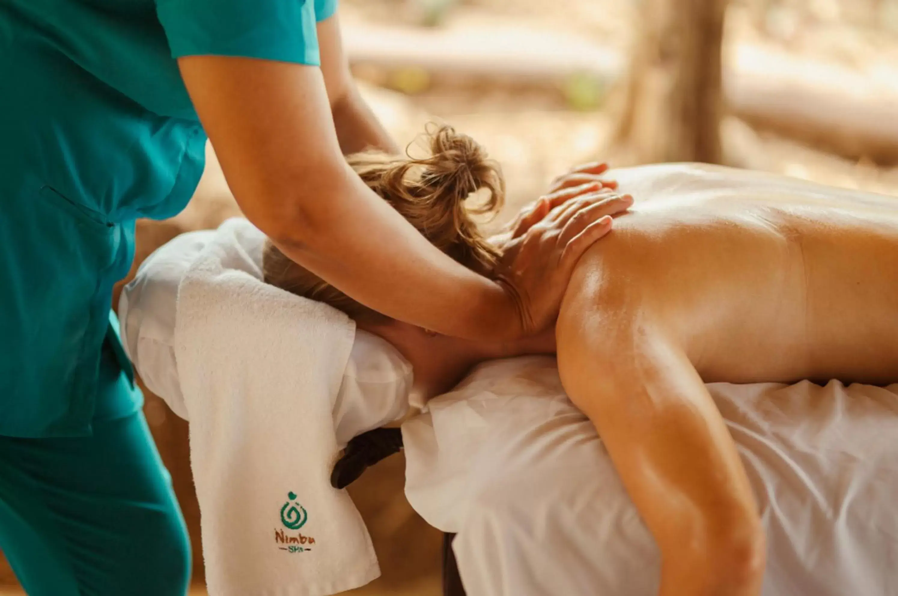 Massage in Isla Chiquita Glamping Hotel