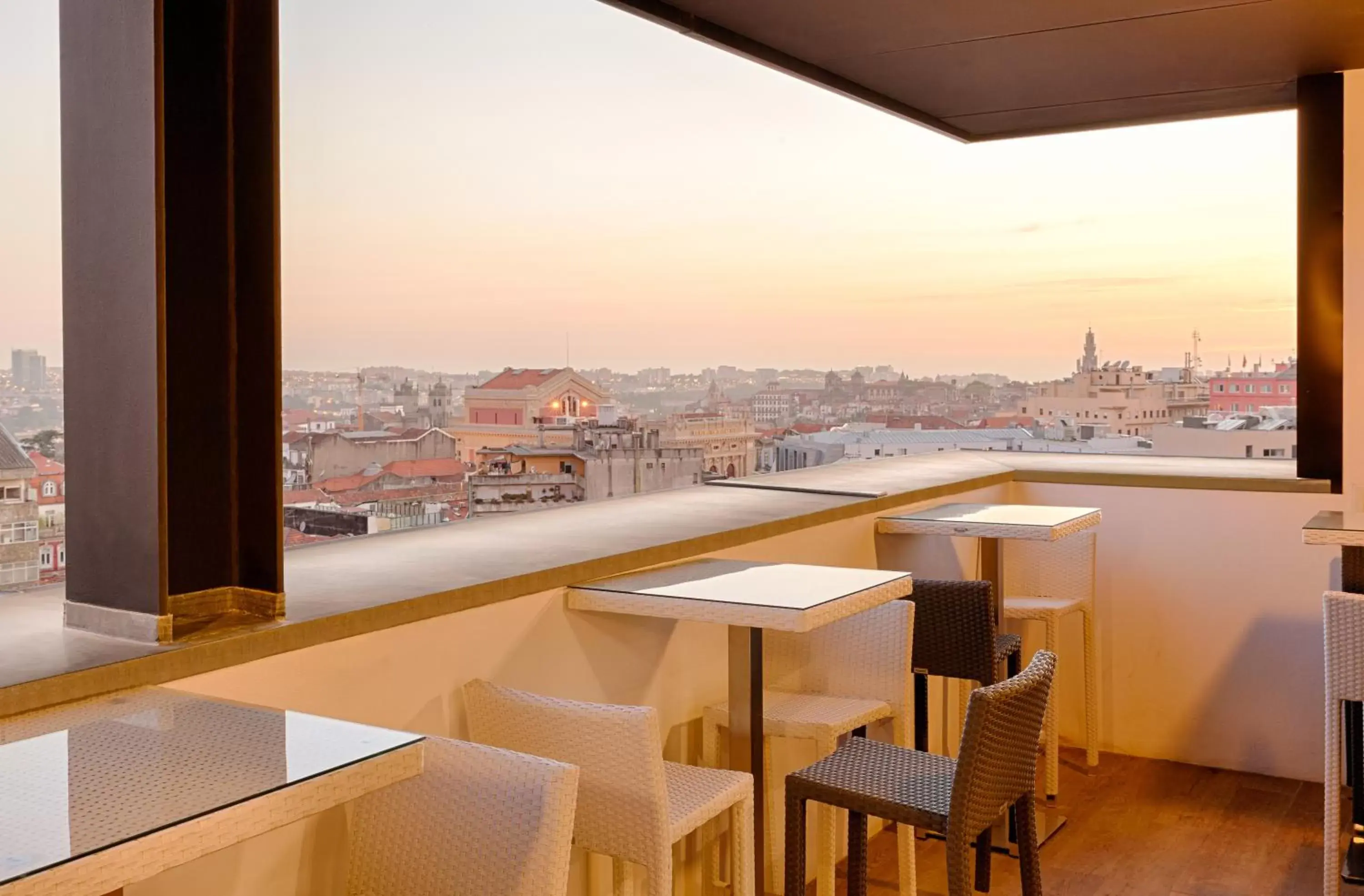 Balcony/Terrace in Hotel Premium Porto Downtown