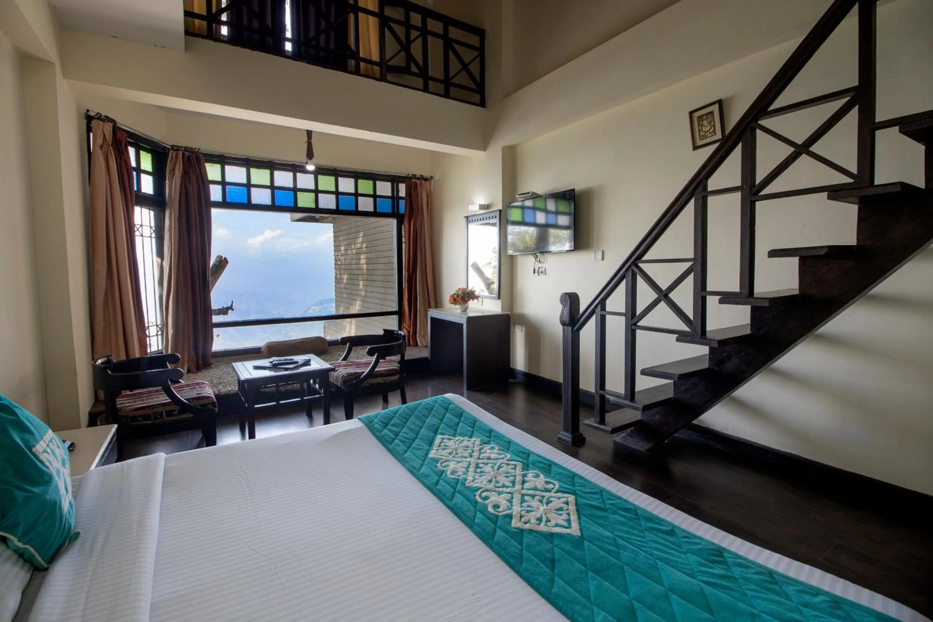 Photo of the whole room, Bed in Snow Valley Resorts Dalhousie