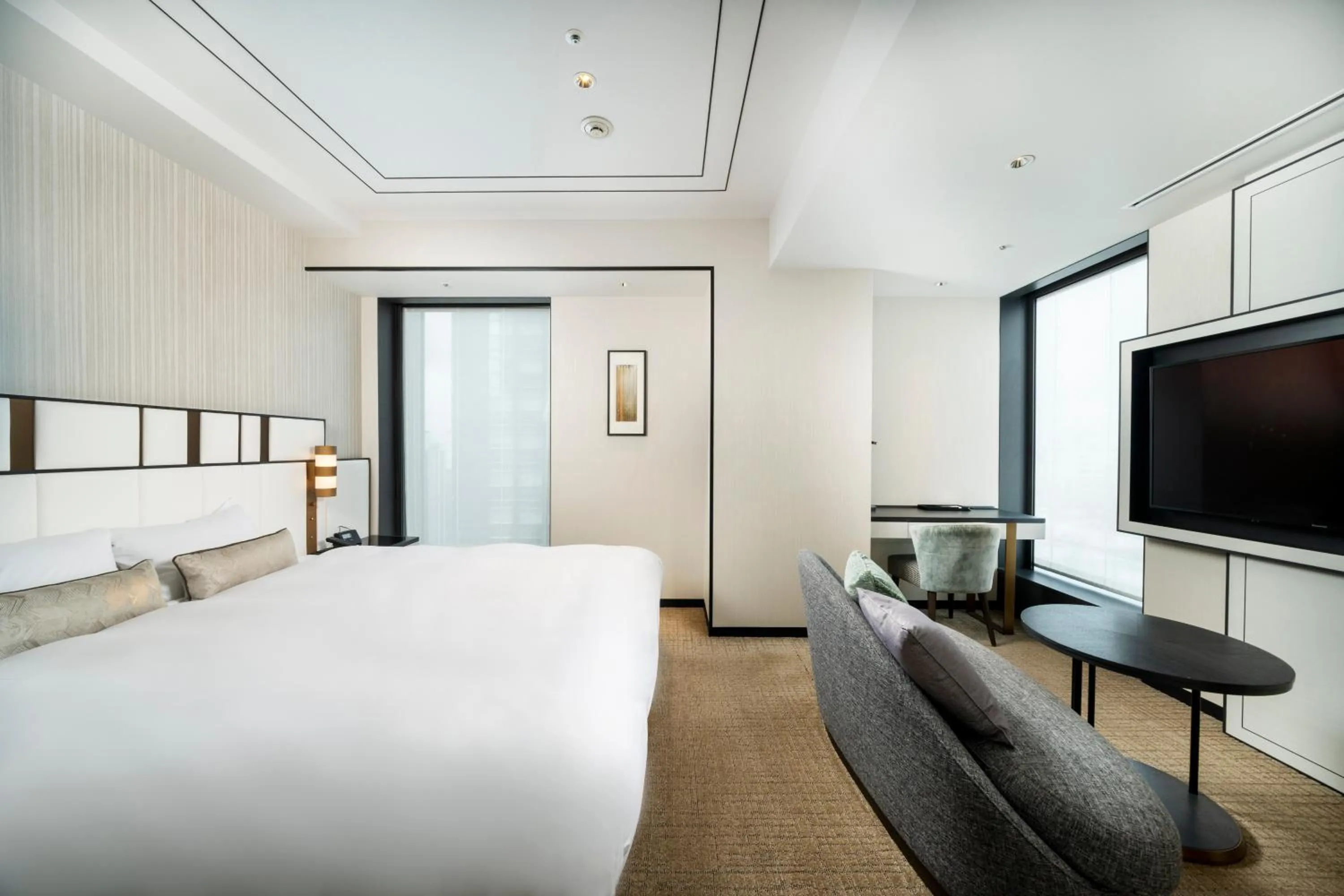 Photo of the whole room, Bed in KOKO HOTEL Premier Nihonbashi Hamacho