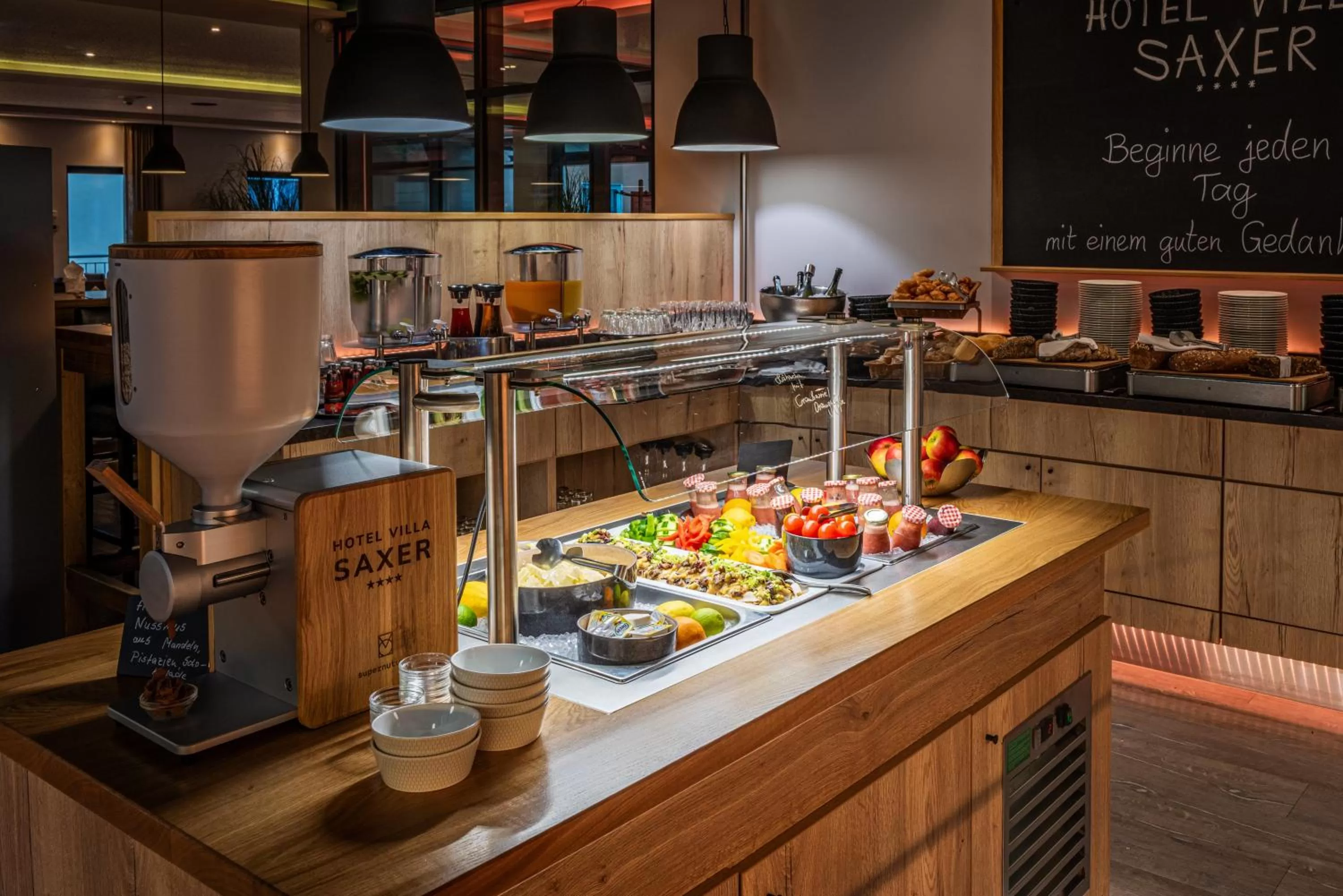 Food and drinks in AKZENT Hotel Villa Saxer