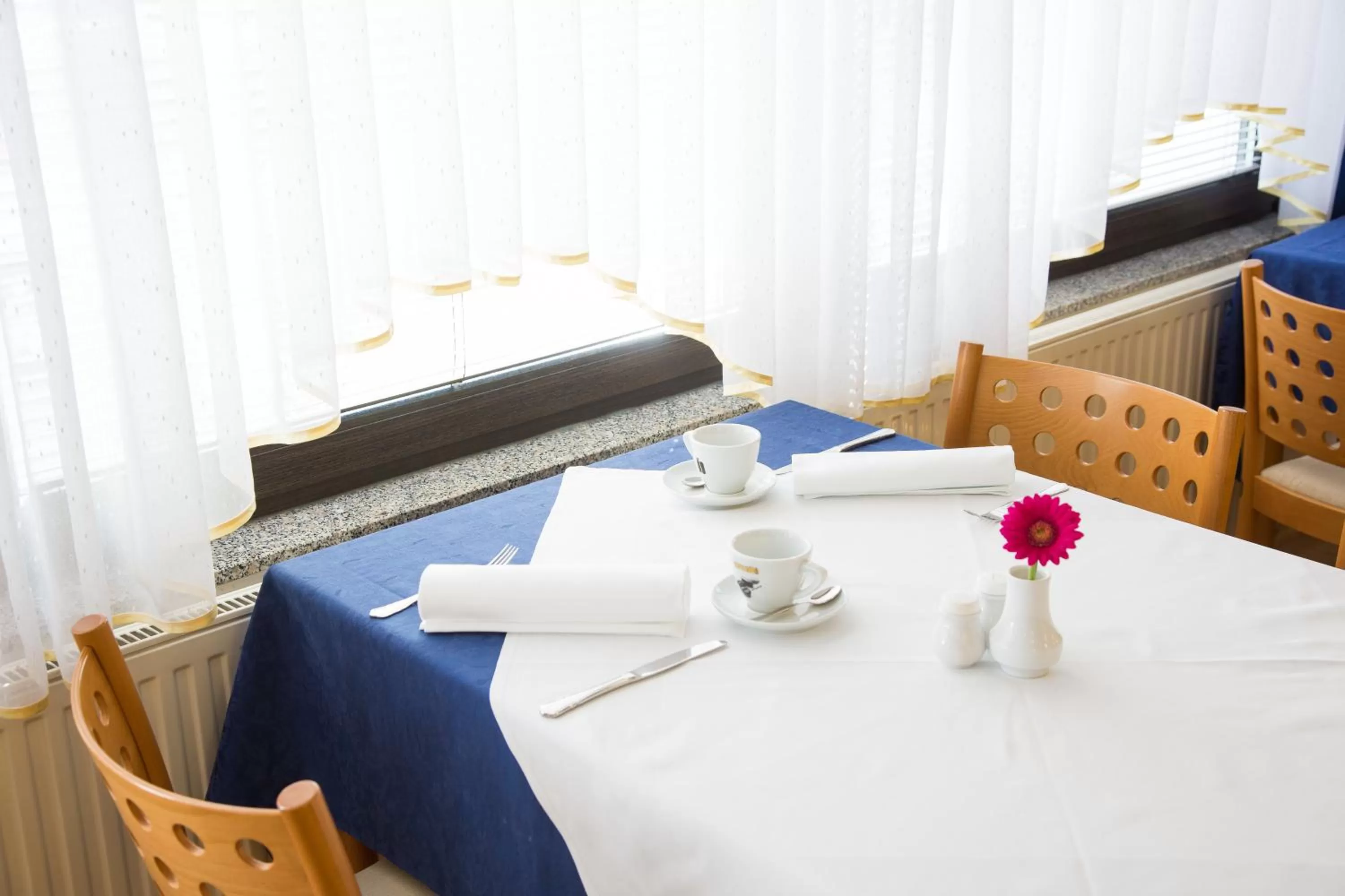 Dining area in Hotel GH Kolinska