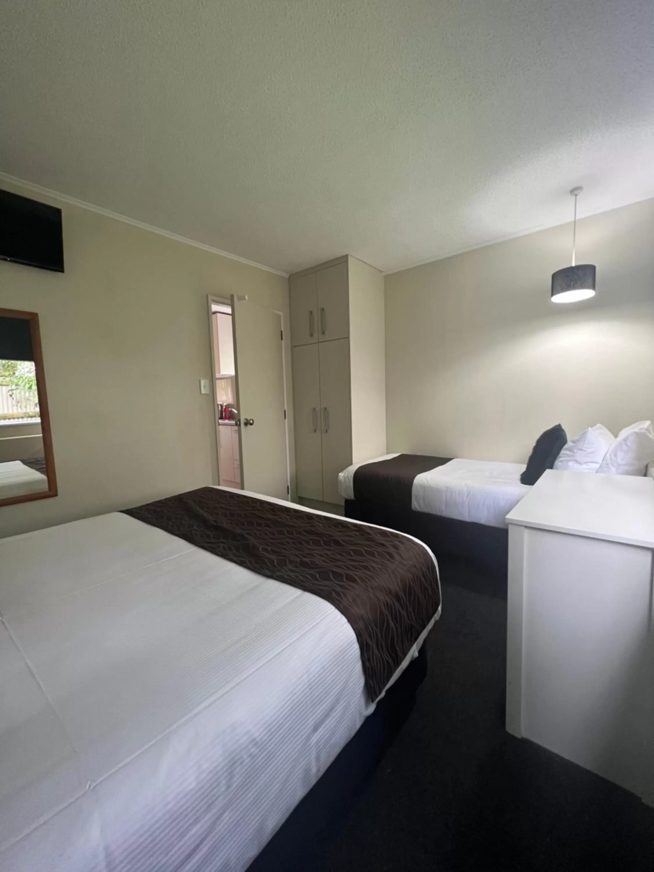 Bedroom, Bed in ASURE Green Gables Motel