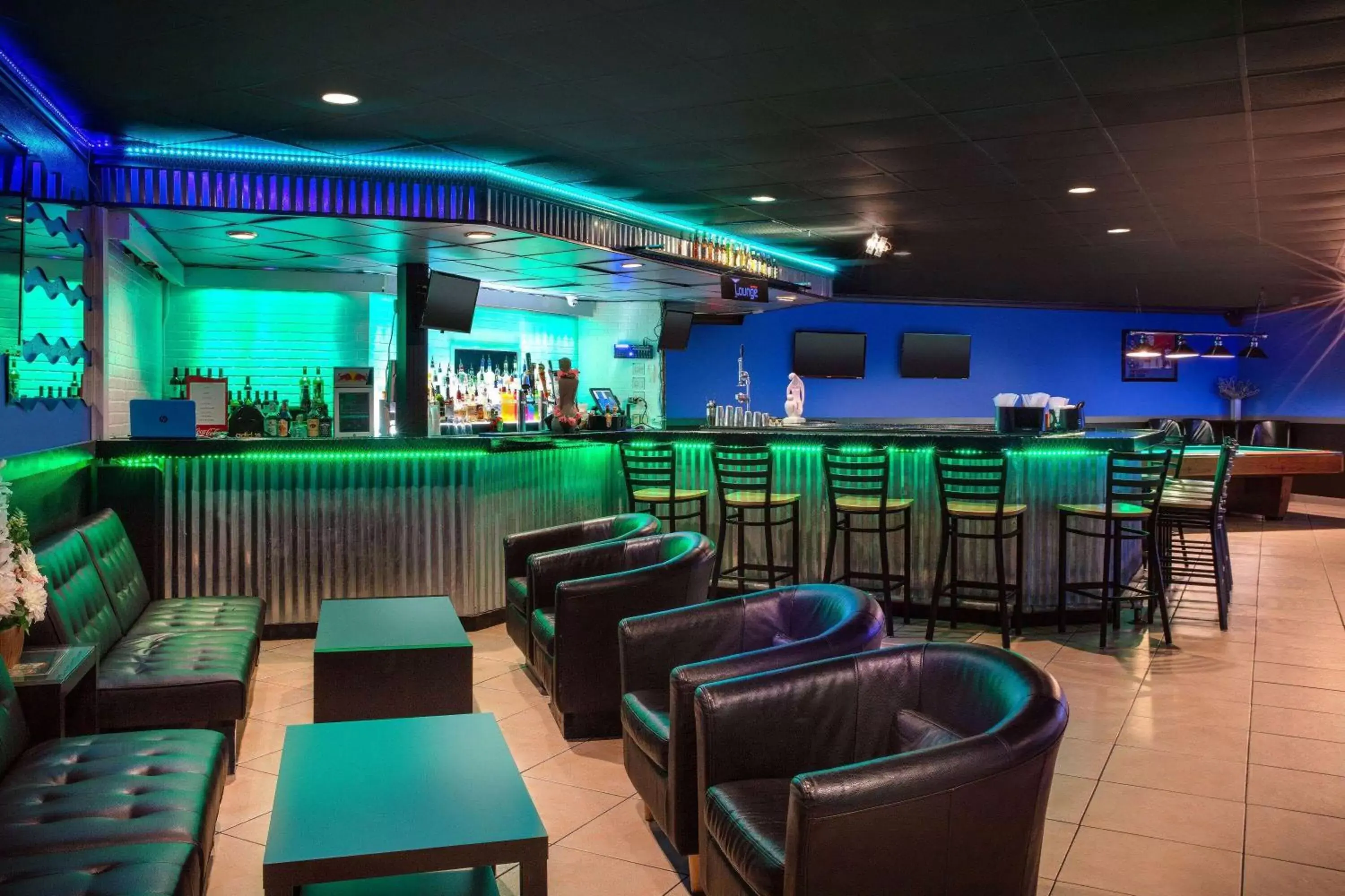 Lounge or bar, Lounge/Bar in La Quinta Inn by Wyndham Cocoa Beach-Port Canaveral