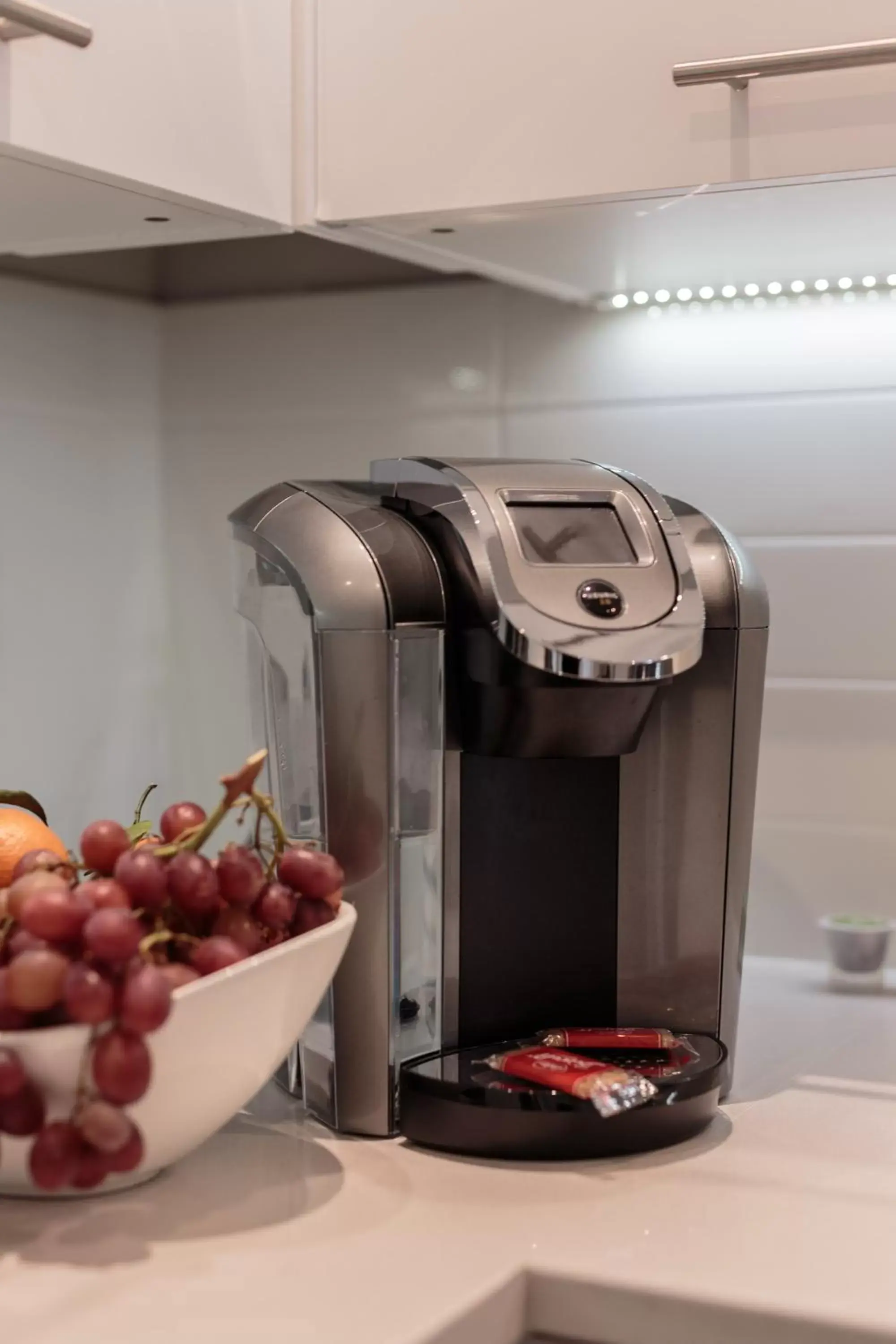 Coffee/tea facilities, Kitchen/Kitchenette in Parc Avenue Lofts