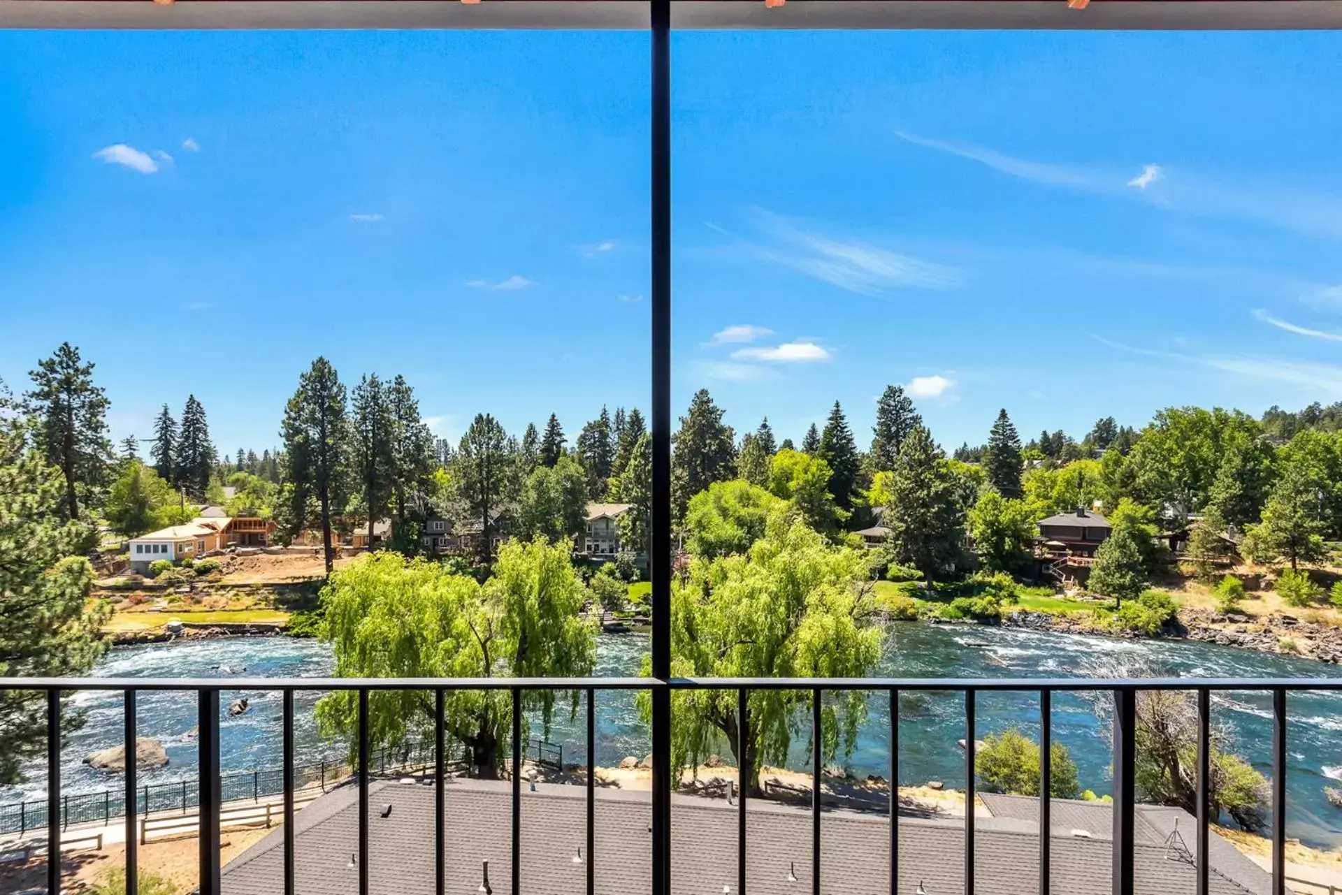 Balcony/Terrace in Bend Riverside Condos