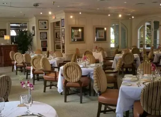 Restaurant/Places to Eat in Maison Dupuy Hotel