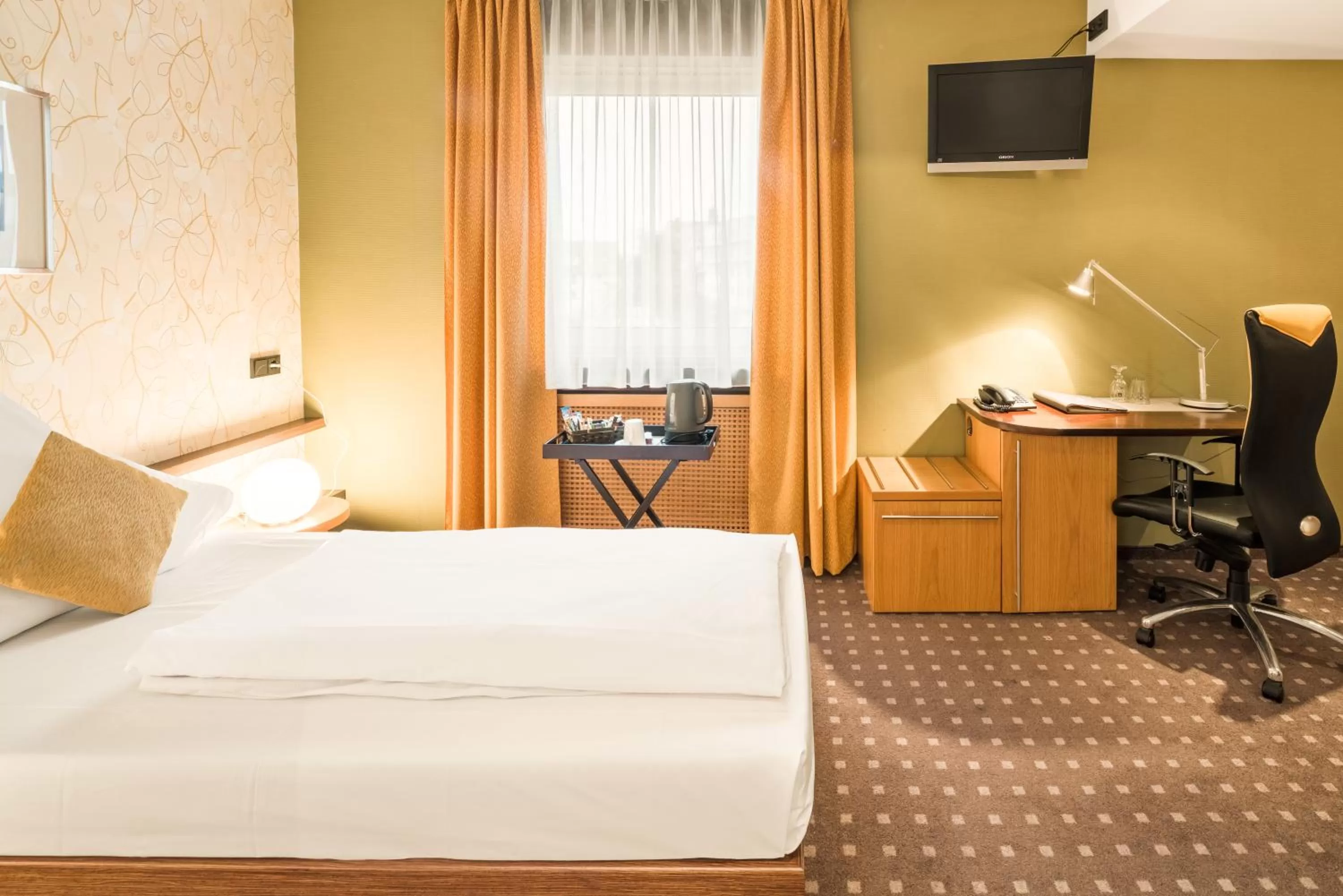 Photo of the whole room, Bed in L'Escala