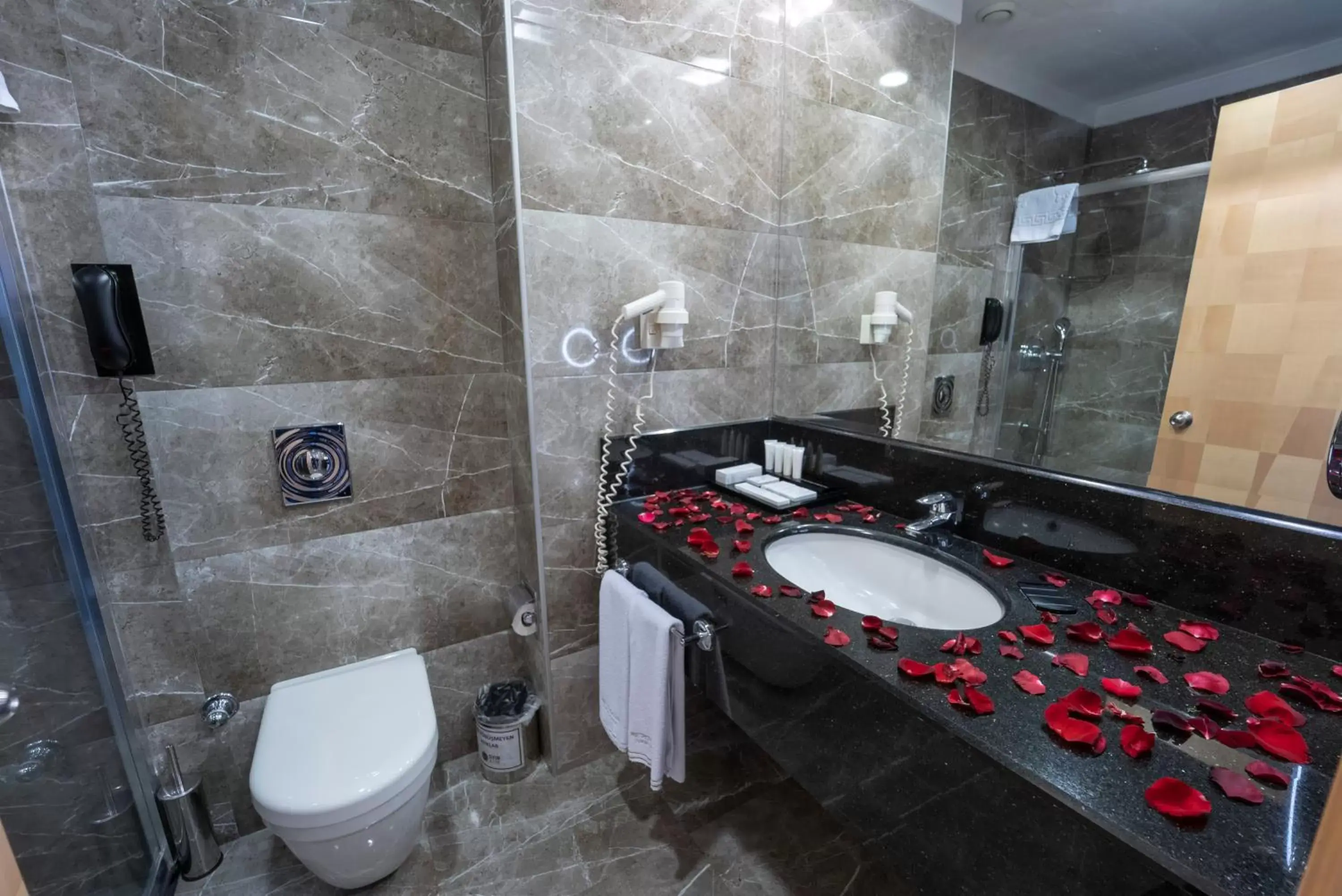 Bathroom in Metropolitan Hotels Ankara