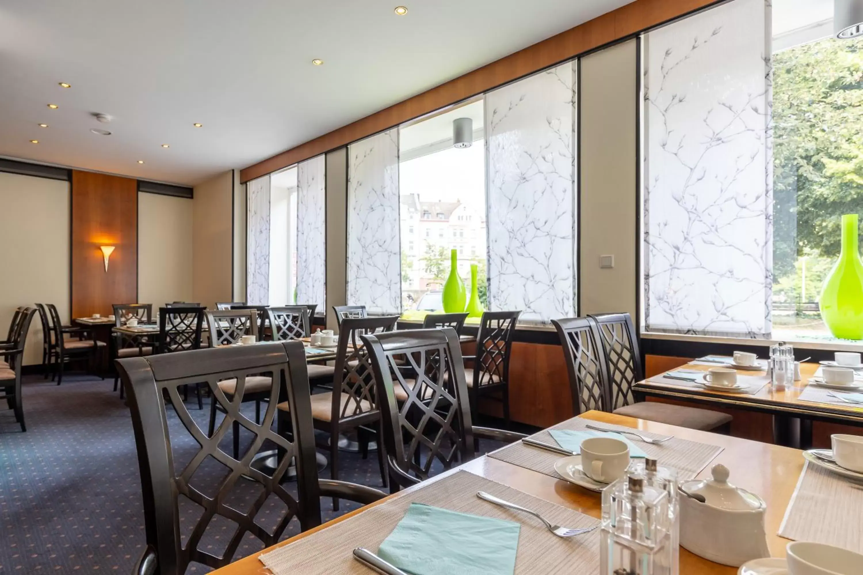 Restaurant/places to eat in Trip Inn Hotel Esplanade, Düsseldorf Restaurant/places to eat in Trip Inn Hotel Esplanade, Düsseldorf