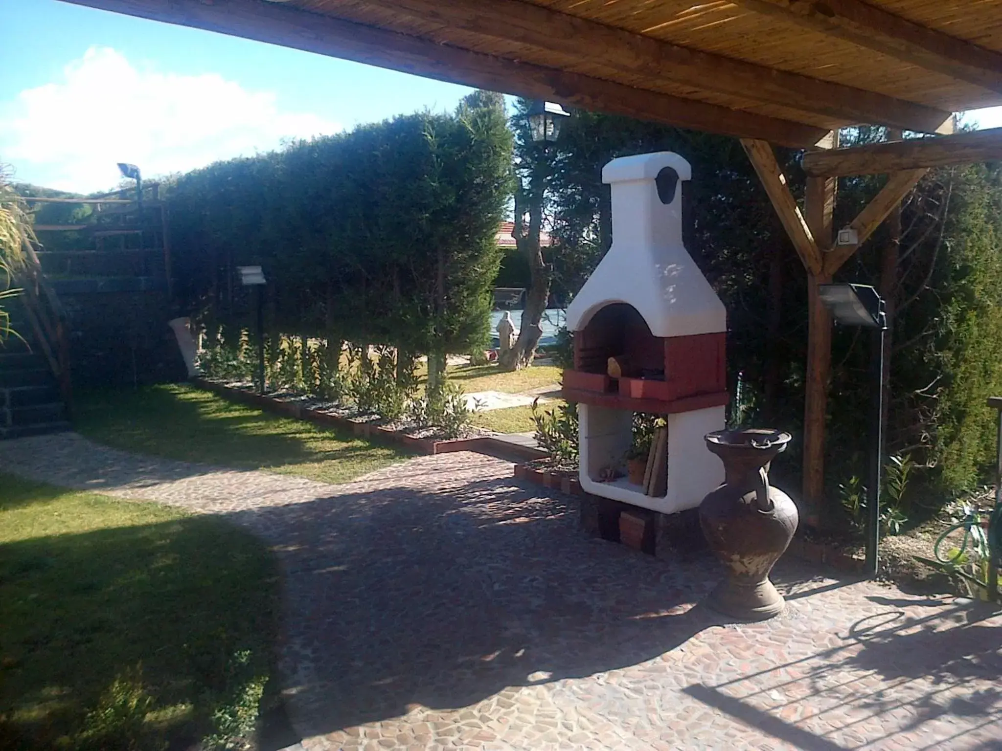 Garden, BBQ Facilities in Etma