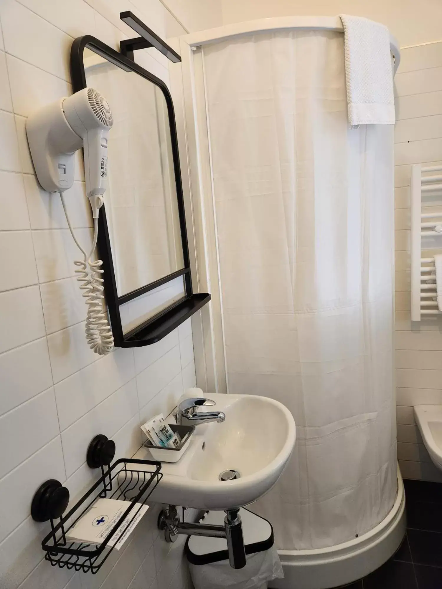 Bathroom in Hotel Miramare Dipendenza