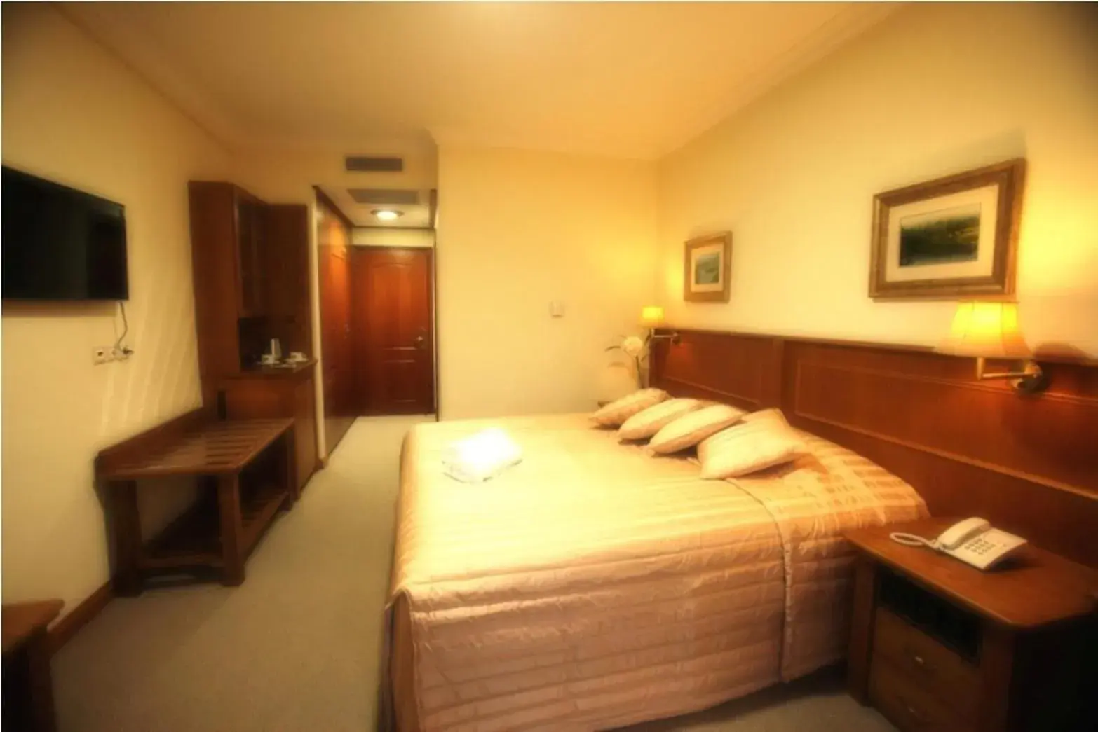 Bed in Afkos Grammos Resort