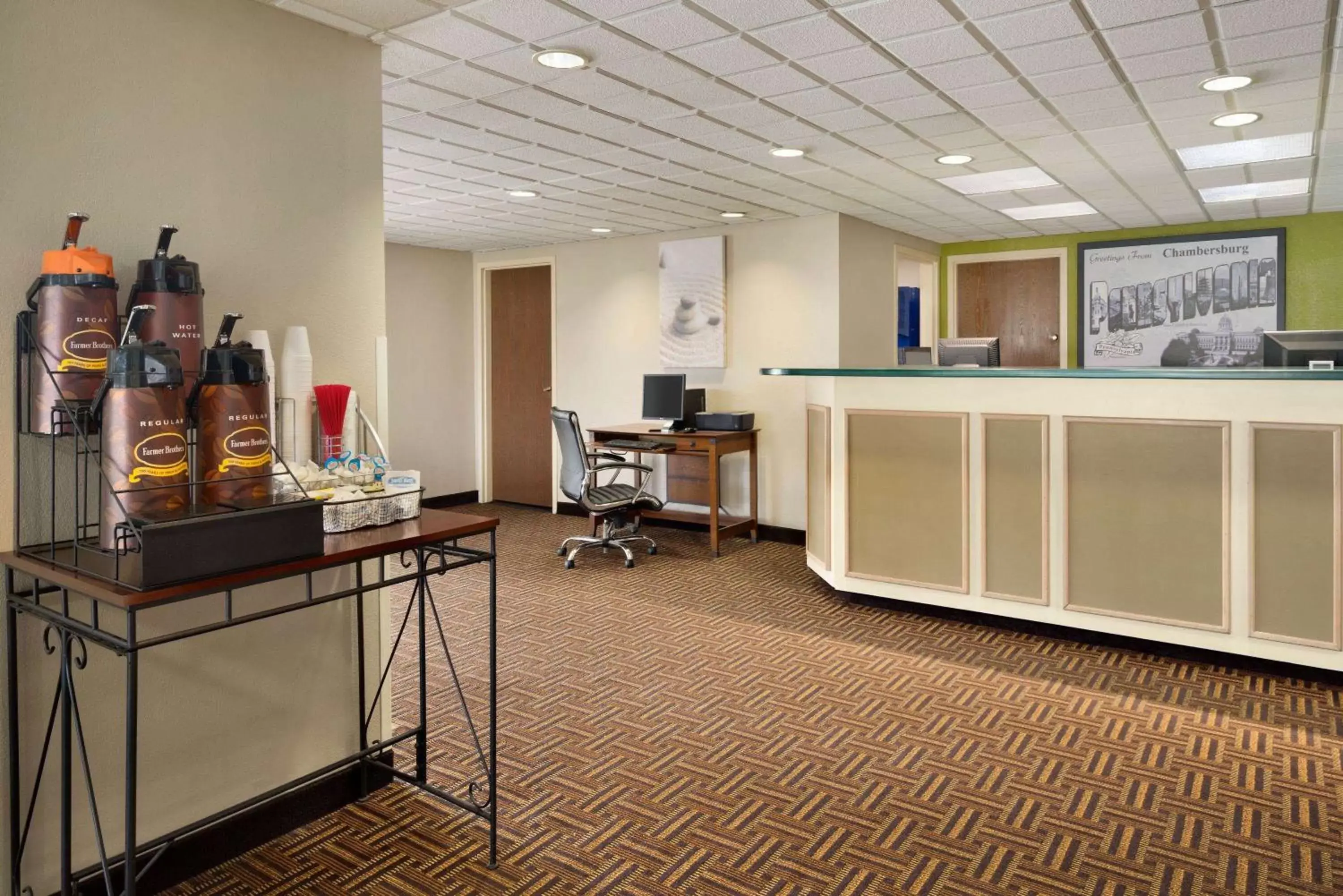 Lobby or reception in Super 8 by Wyndham Chambersburg I-81