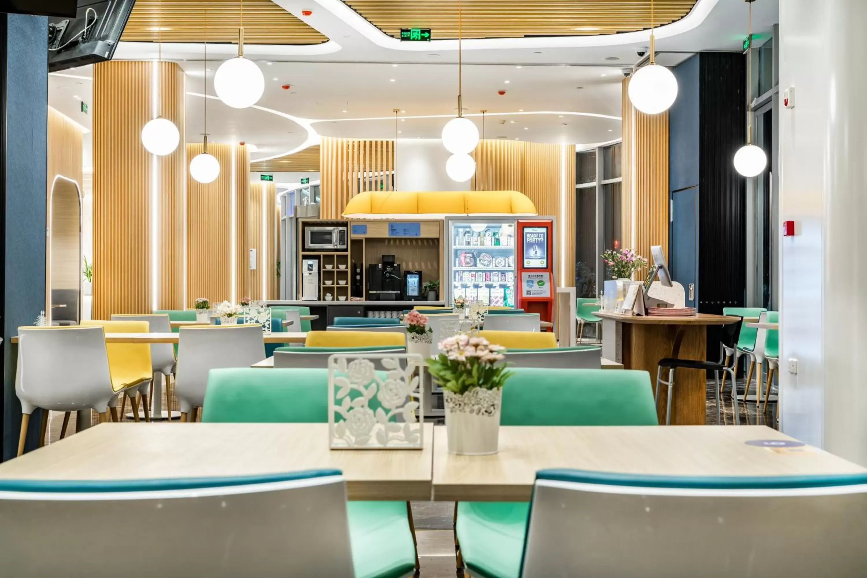 Restaurant/Places to Eat in Holiday Inn Express Shanghai Pudong Zhangjiang, an IHG Hotel