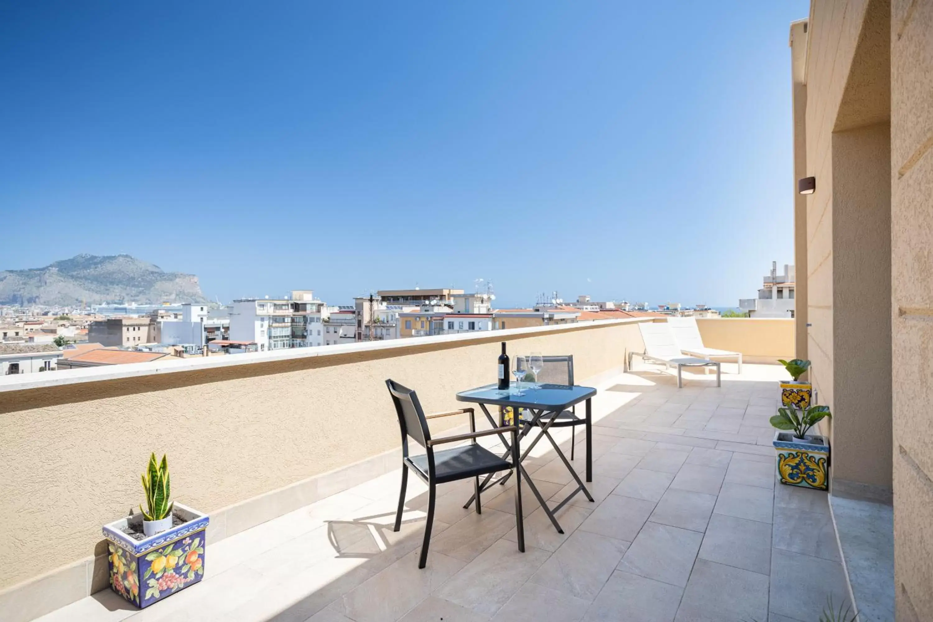 Balcony/Terrace in Palermo Blu - Multi Suite