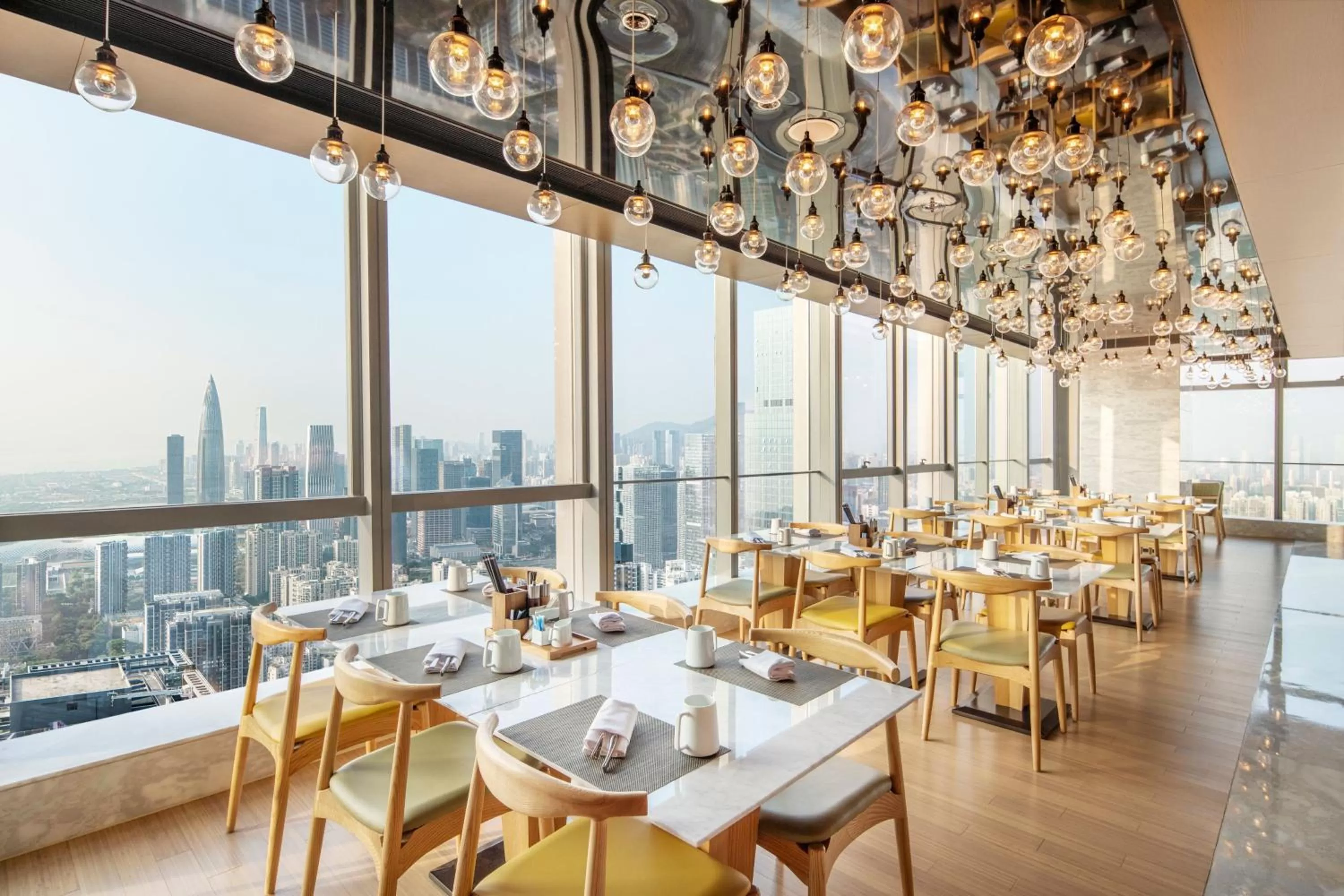 Restaurant/places to eat in Renaissance Shenzhen Bay Hotel