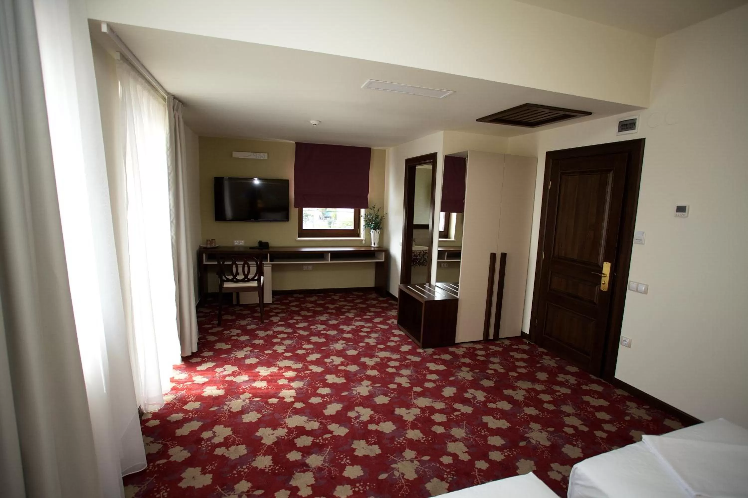 TV and multimedia, Bed in Hotel Relax Craiova