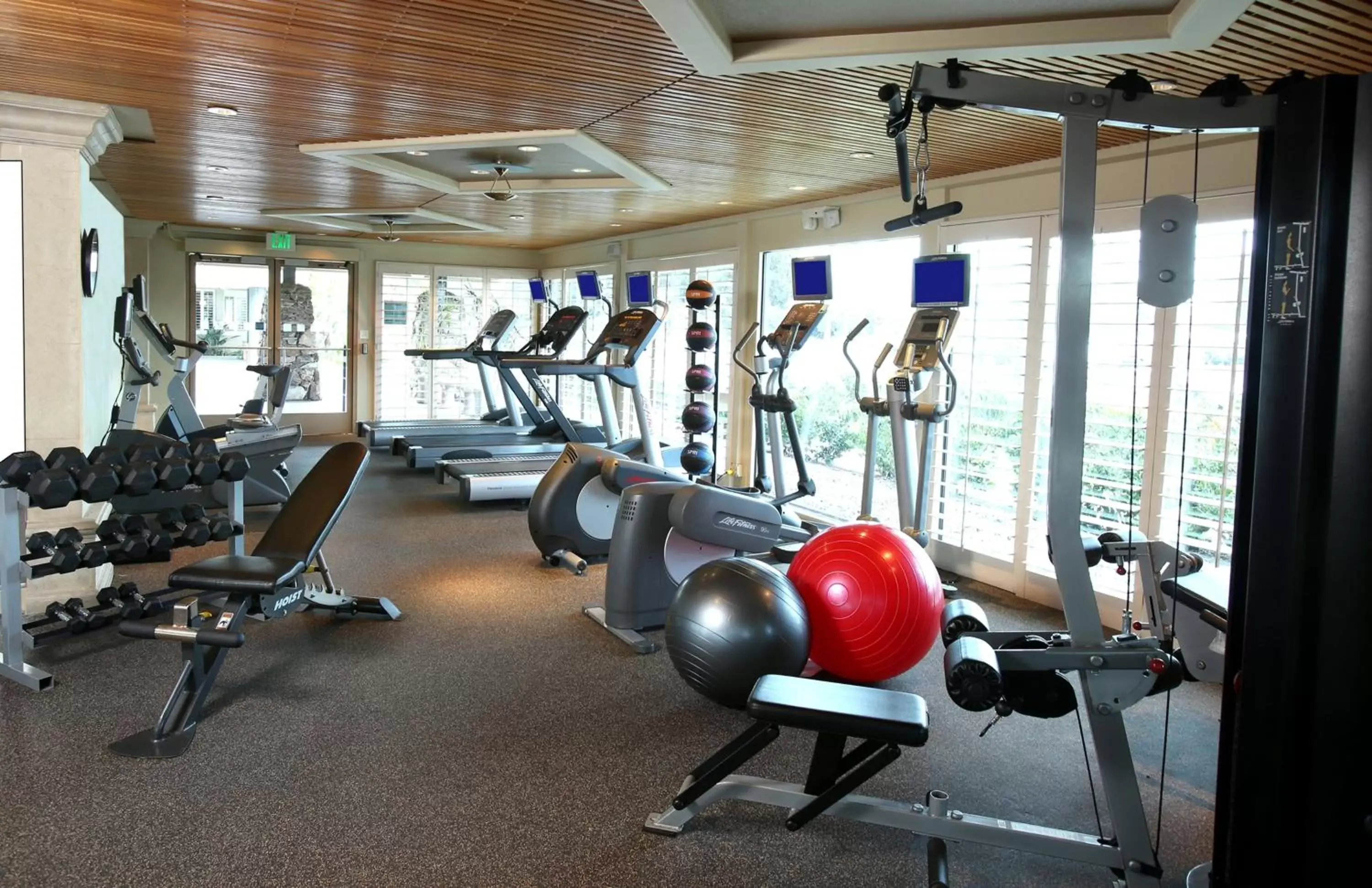 Fitness centre/facilities, Fitness Center/Facilities in Holiday Inn San Diego Bayside, an IHG Hotel