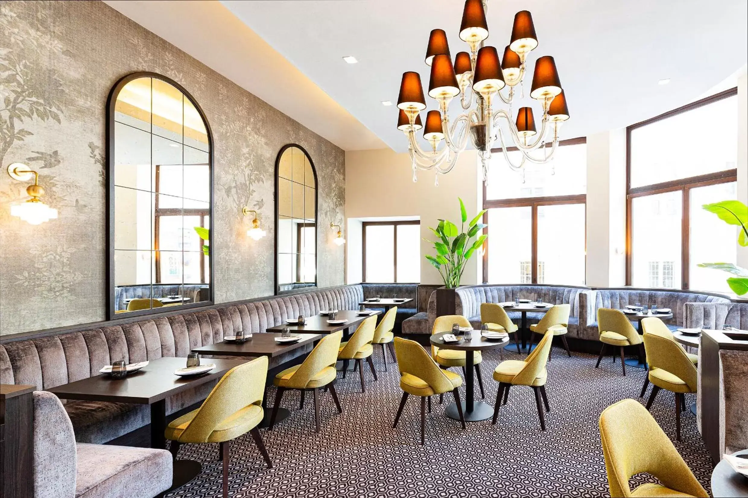 Restaurant/places to eat in Steigenberger Hotel Herrenhof Restaurant/places to eat in Steigenberger Hotel Herrenhof